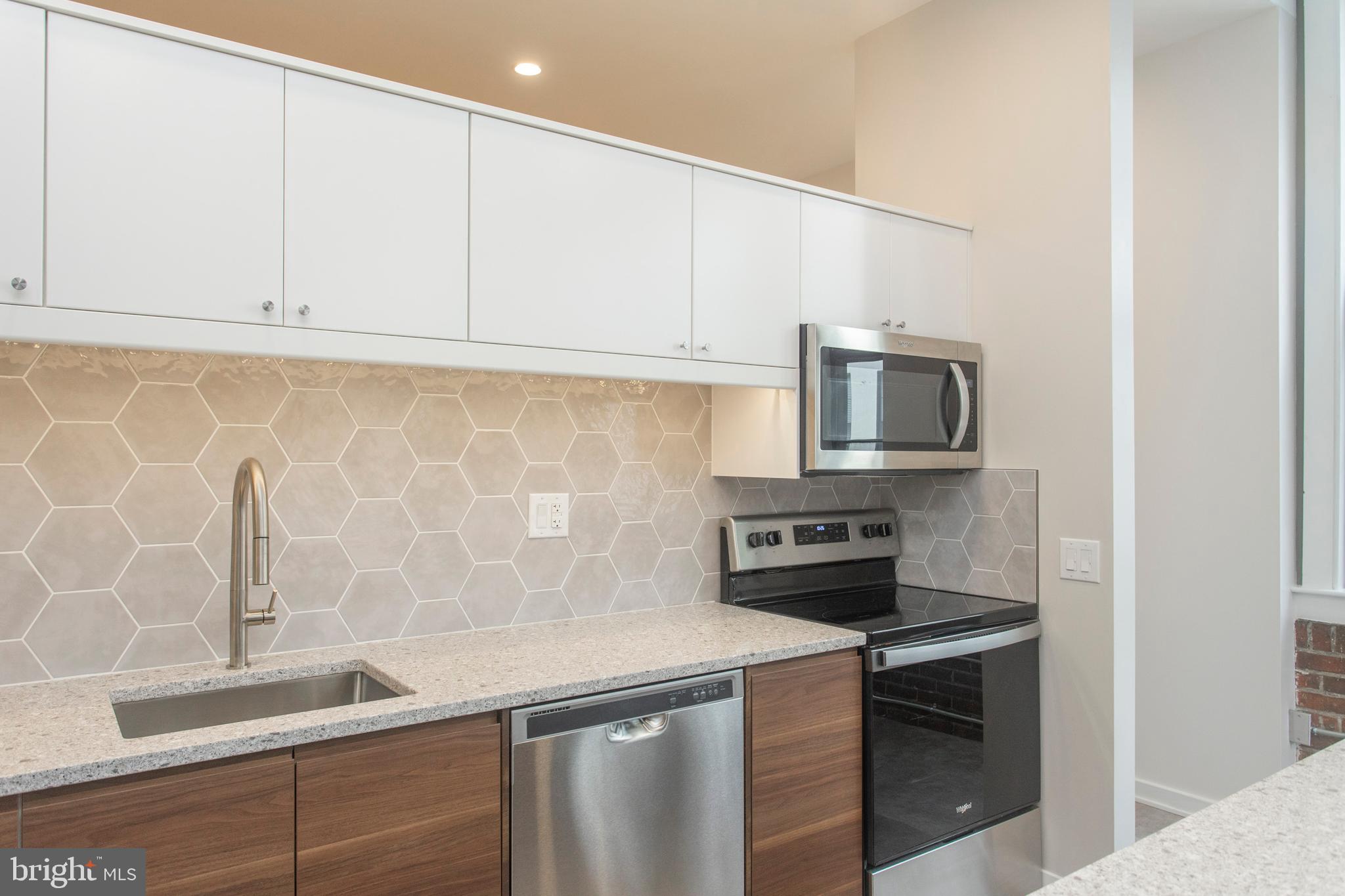 315 NEW STREET 424