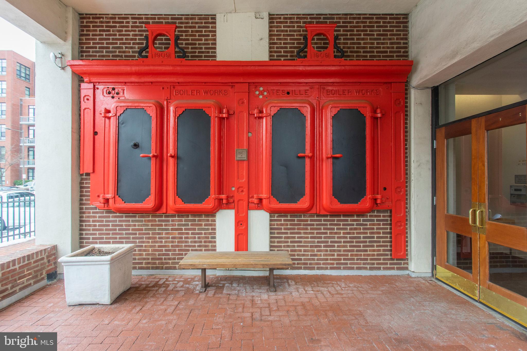315 NEW STREET 424