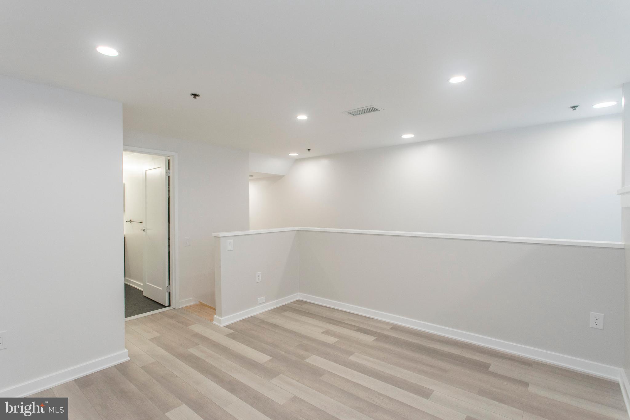 315 NEW STREET 424
