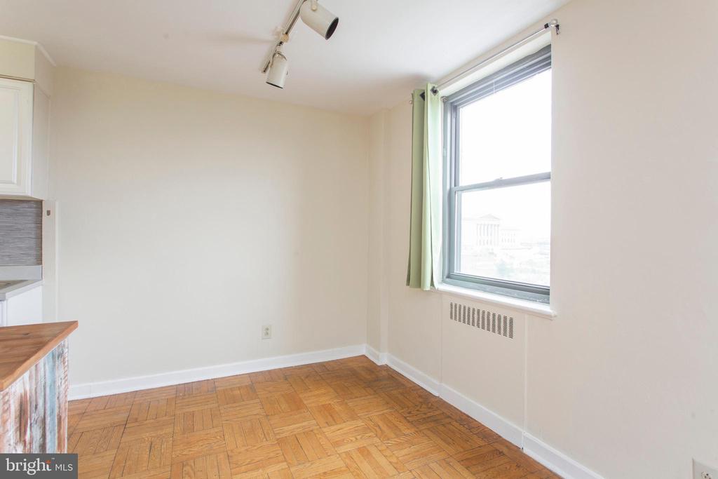 2601 PENNSYLVANIA AVENUE 711