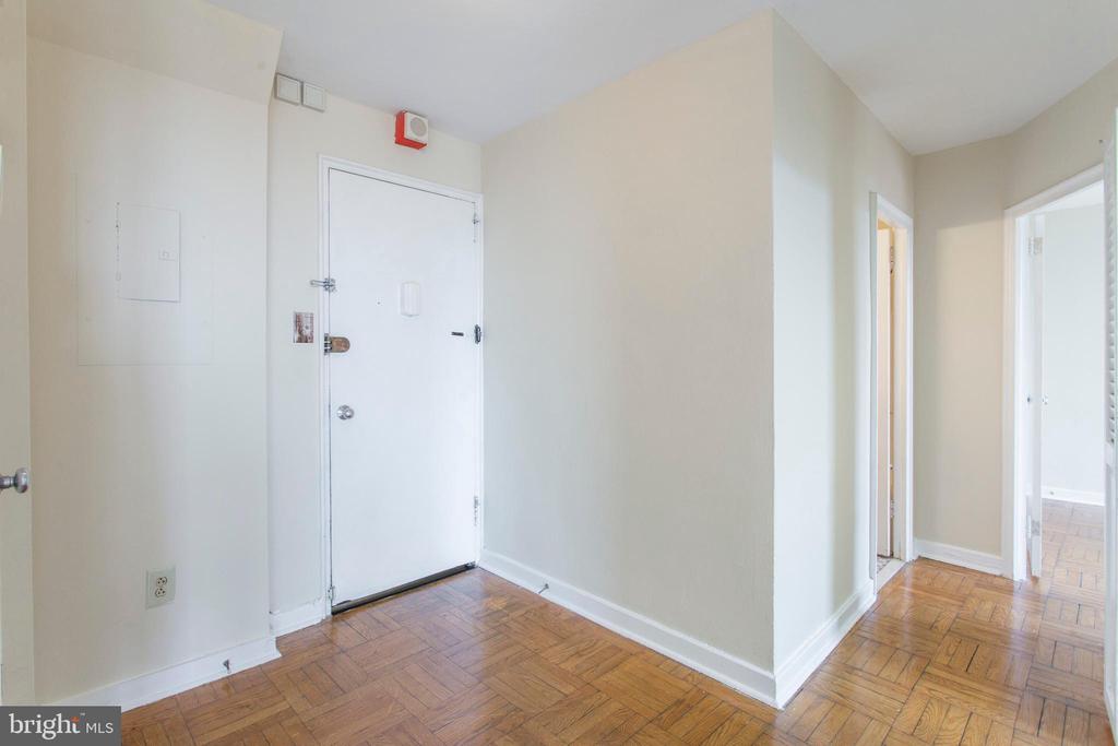 2601 PENNSYLVANIA AVENUE 711