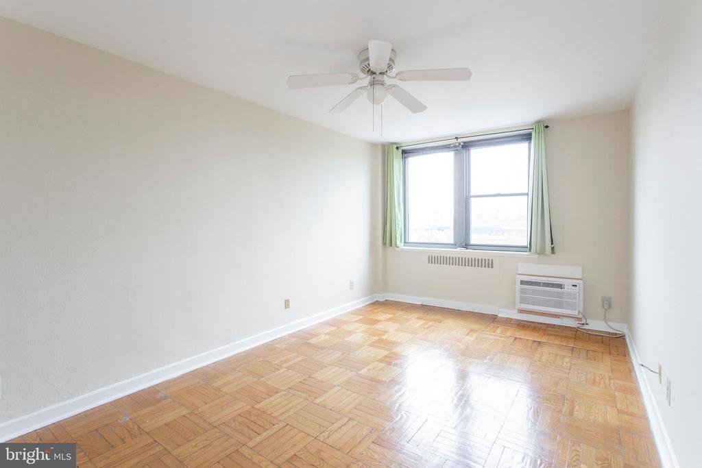 2601 PENNSYLVANIA AVENUE 711