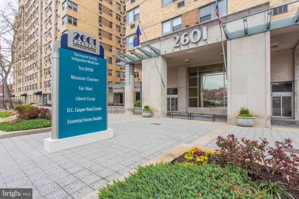 2601 PENNSYLVANIA AVENUE 711