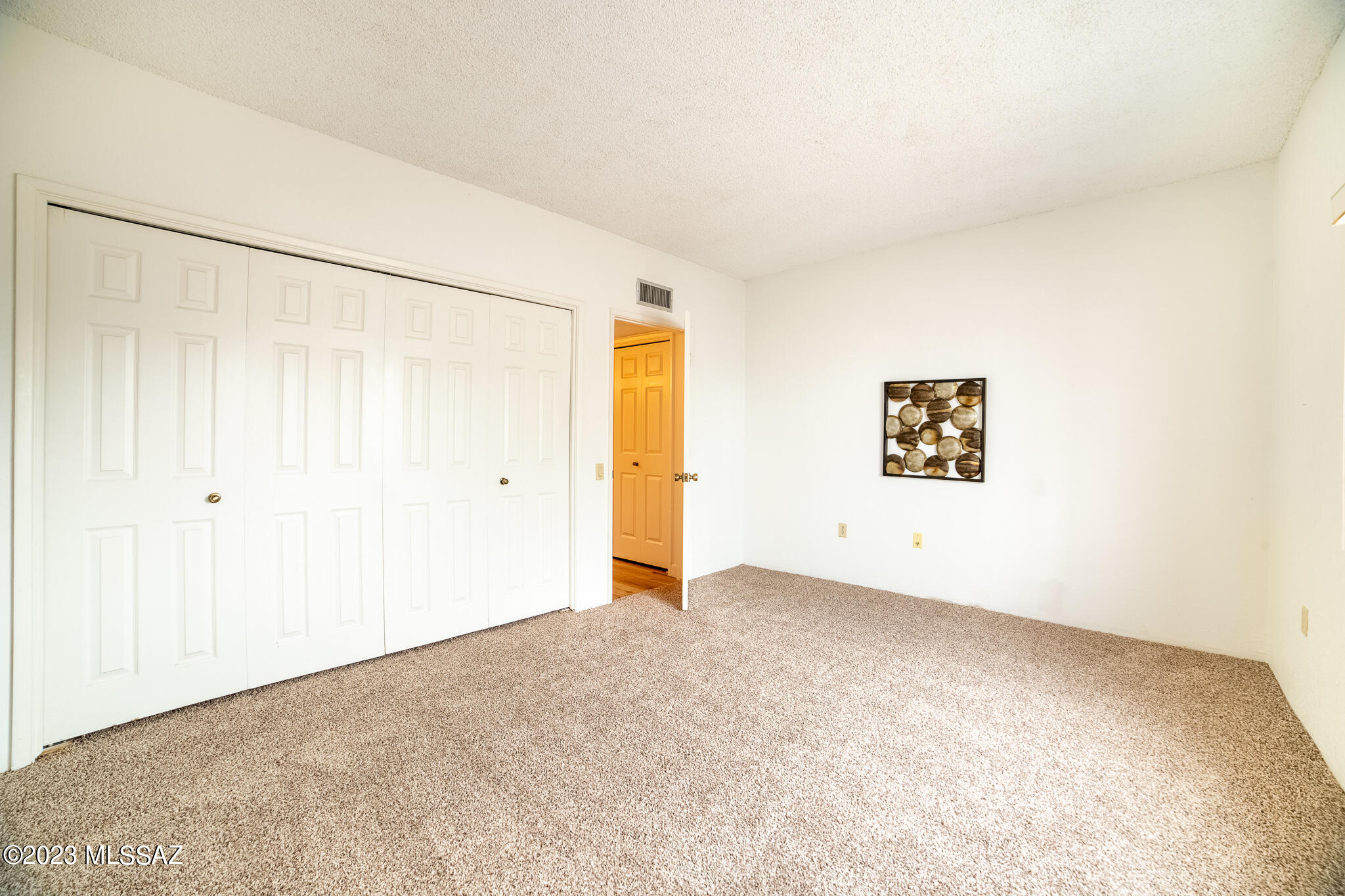 1551 W Calle Mendoza