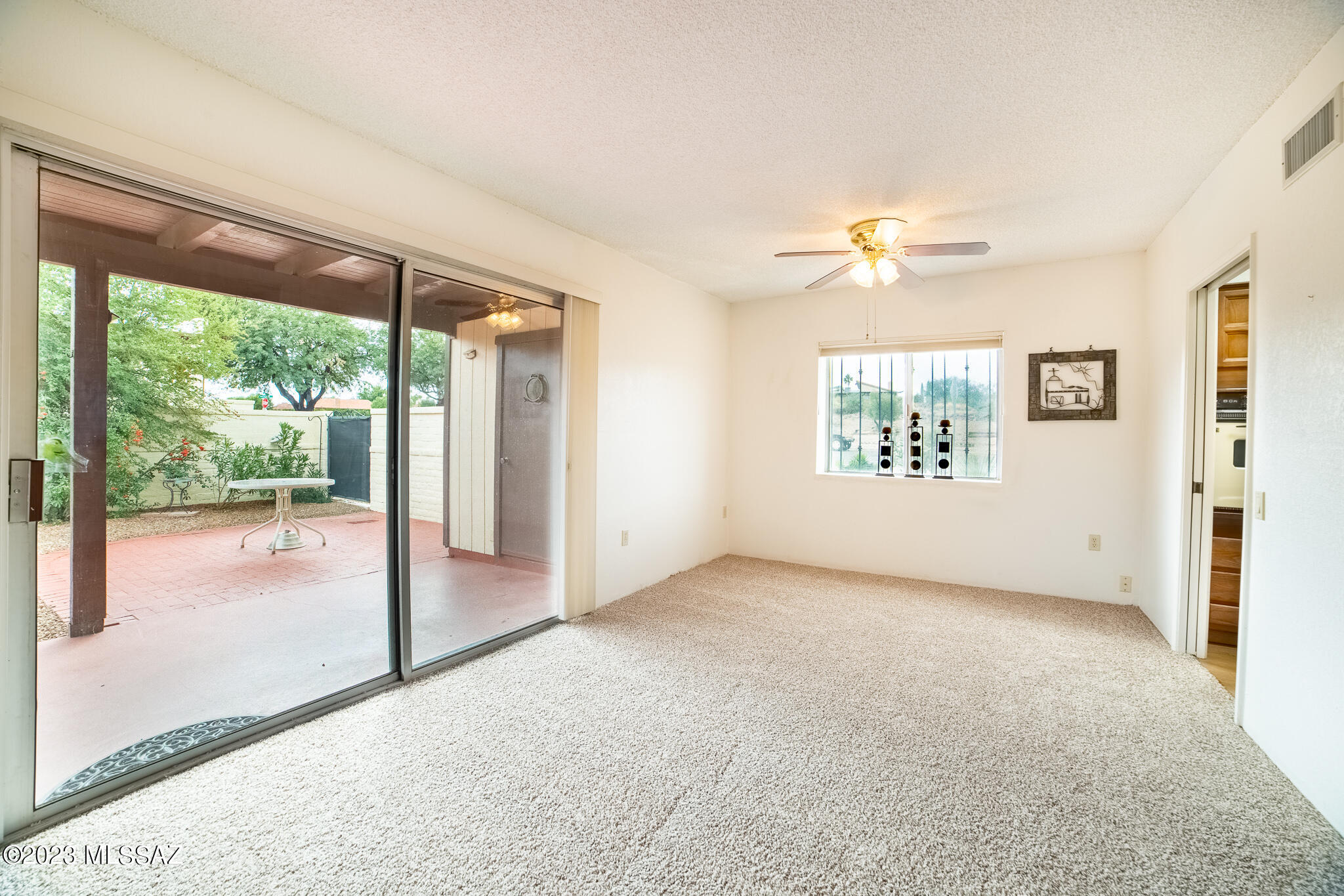 1551 W Calle Mendoza