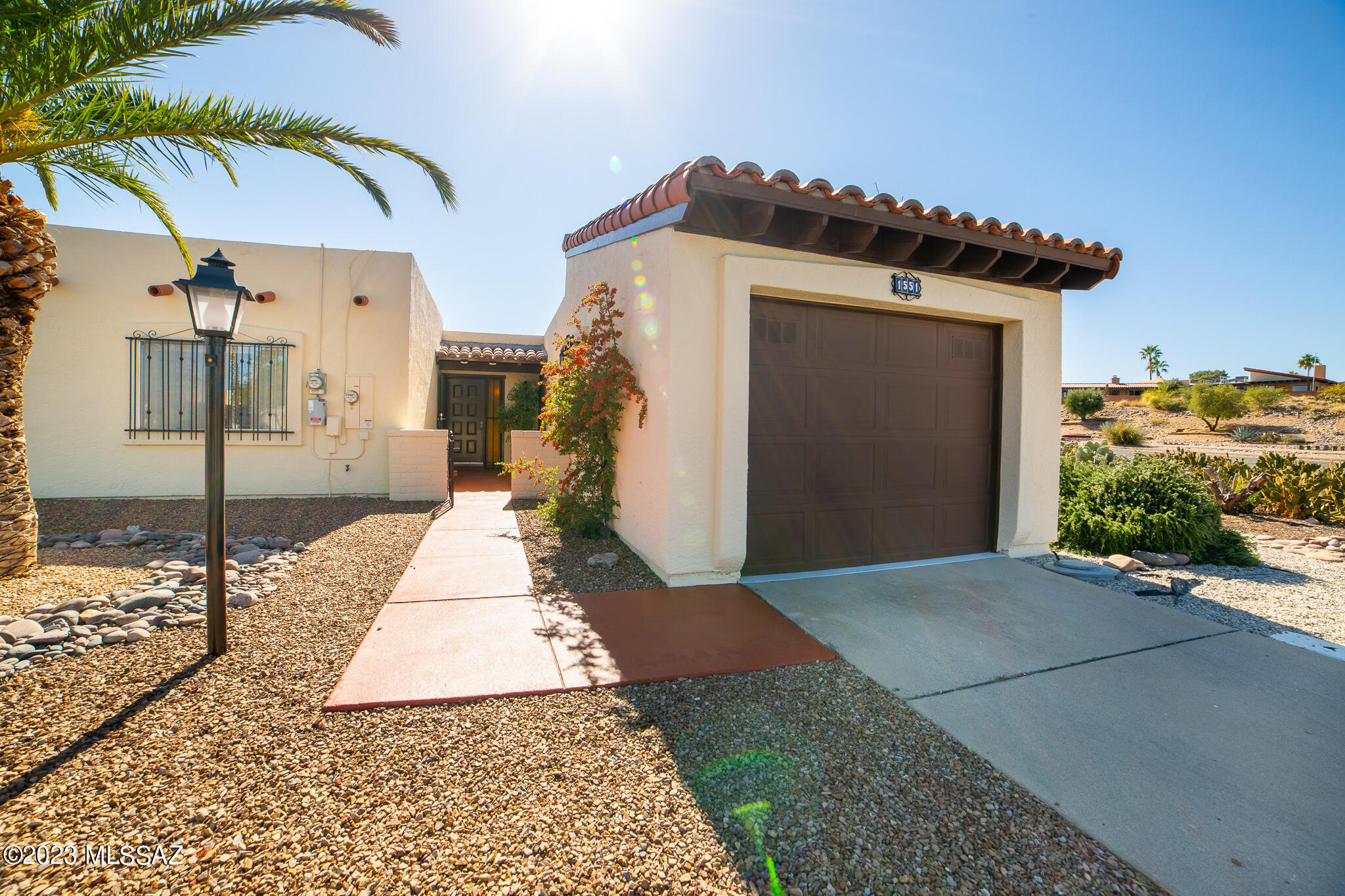 1551 W Calle Mendoza