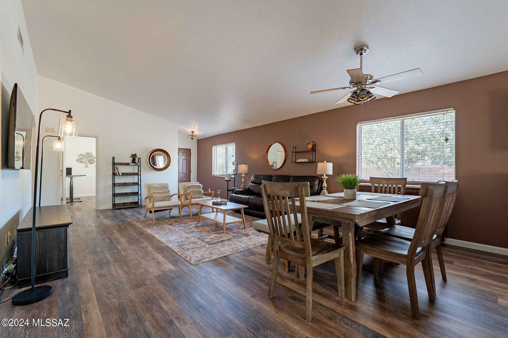 8246 N Paseo Del Rancho Escondido