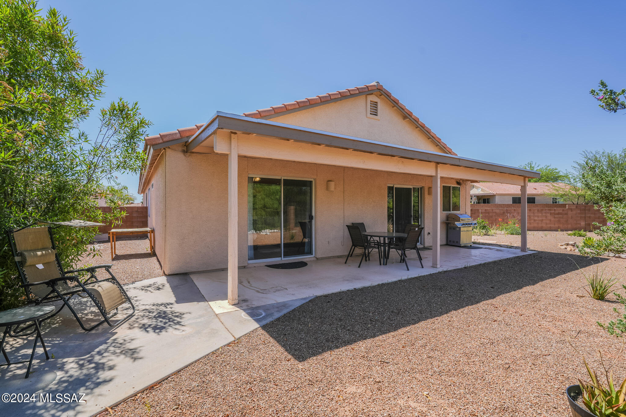 8246 N Paseo Del Rancho Escondido