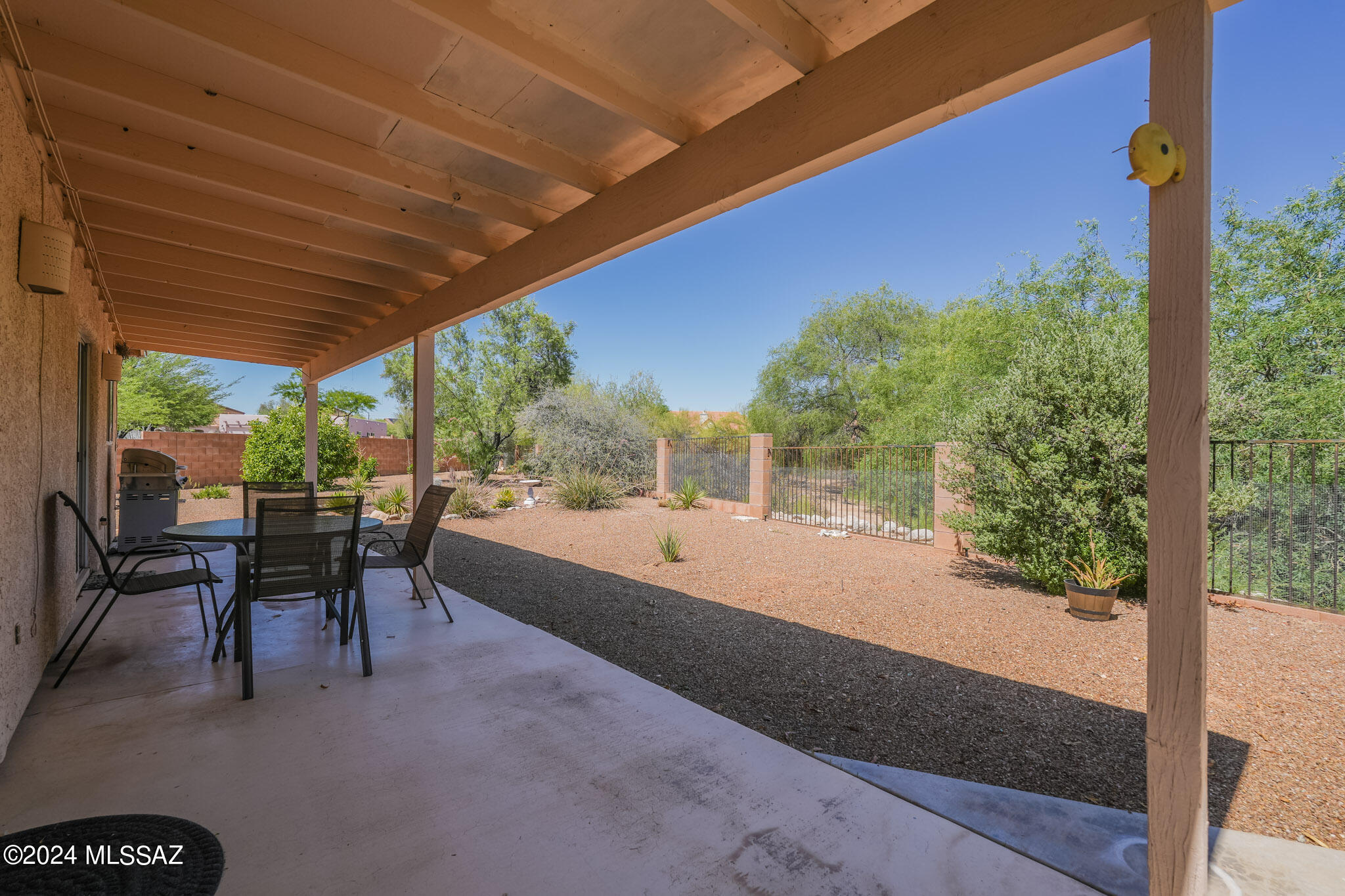 8246 N Paseo Del Rancho Escondido
