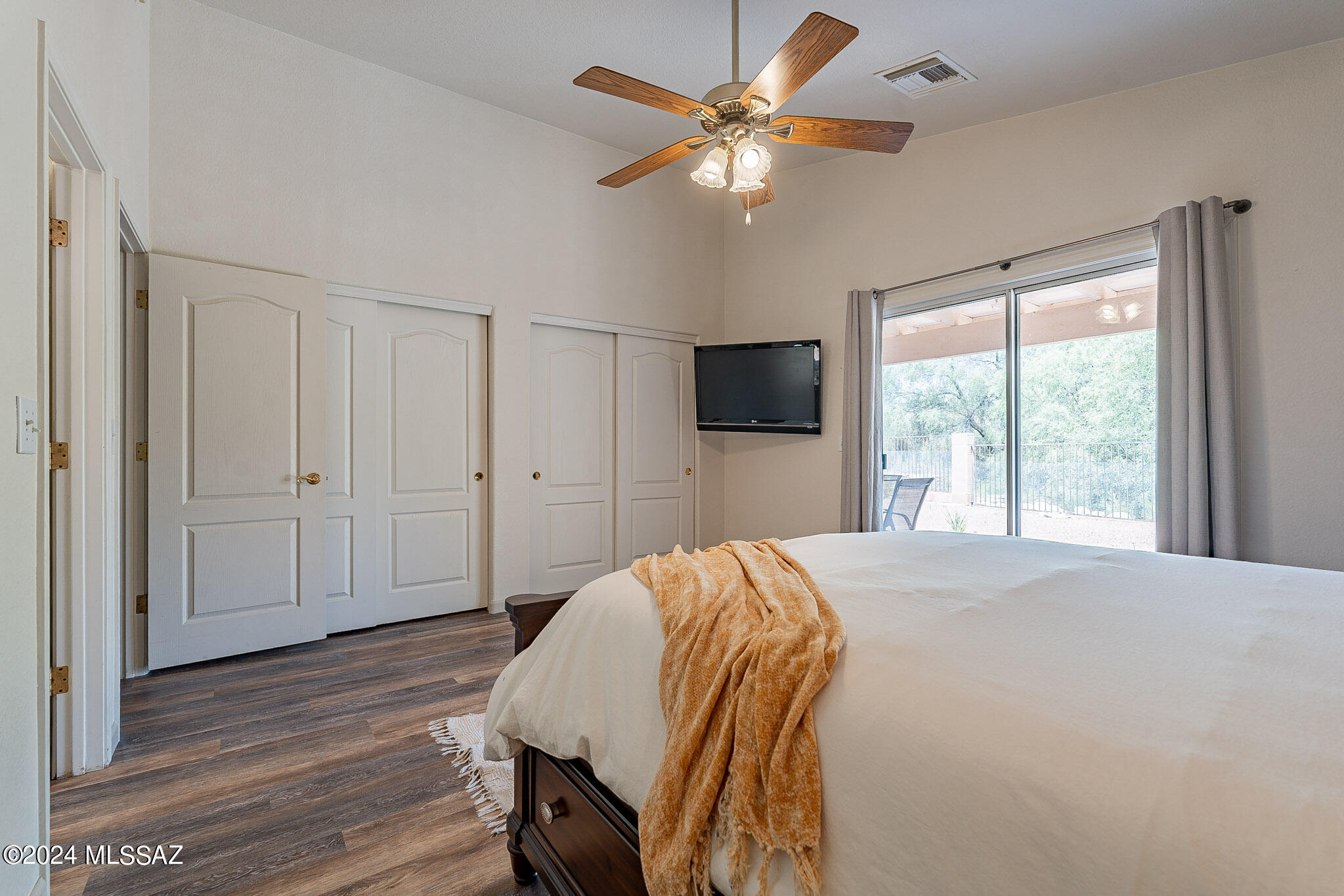 8246 N Paseo Del Rancho Escondido