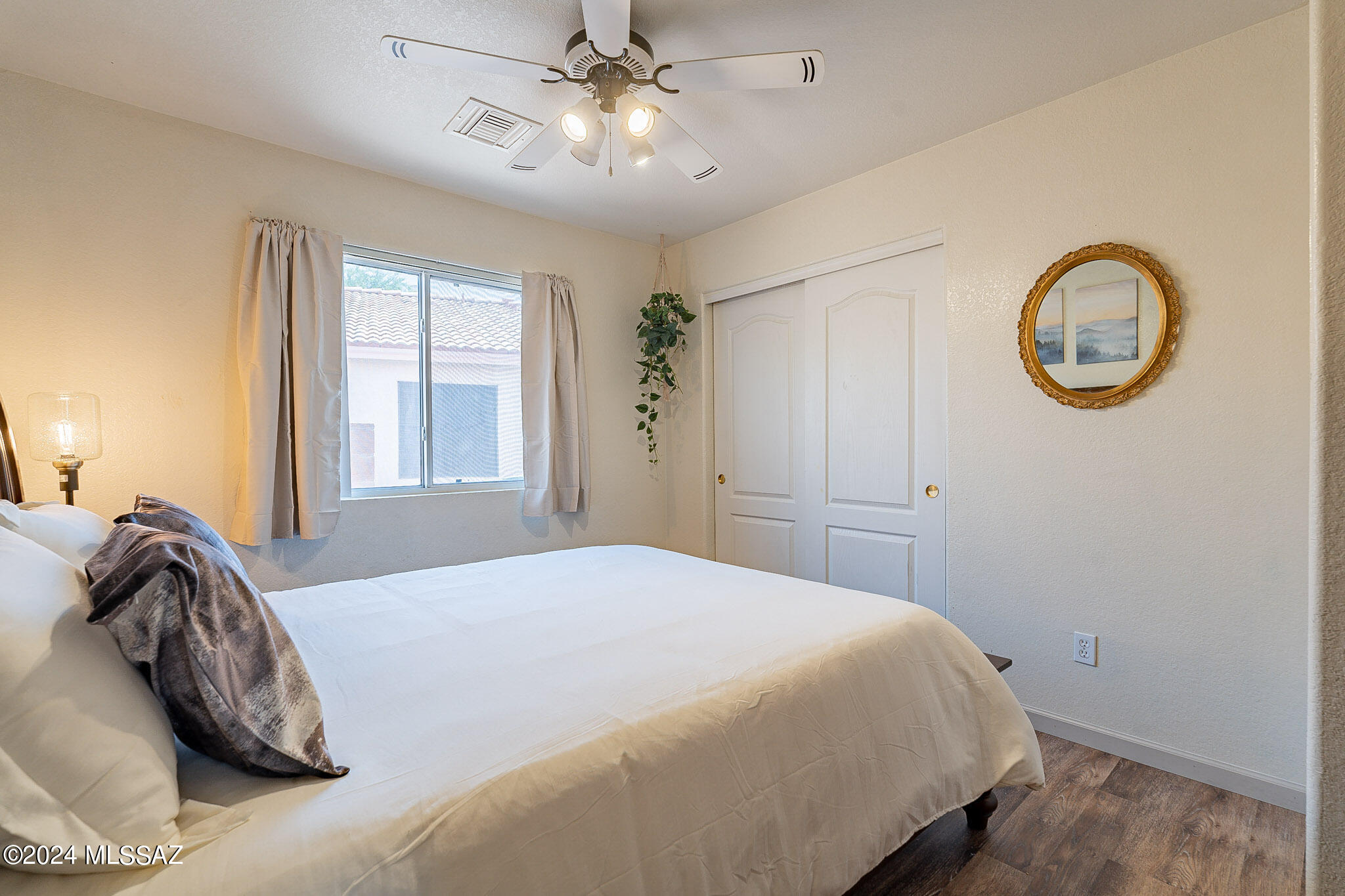 8246 N Paseo Del Rancho Escondido