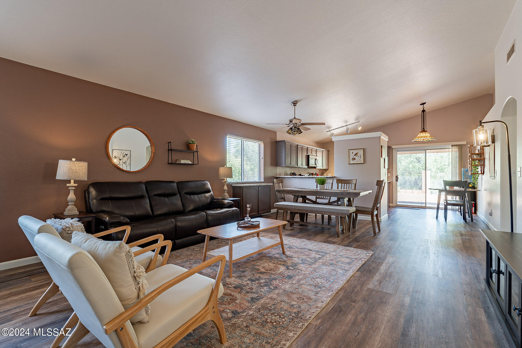 8246 N Paseo Del Rancho Escondido