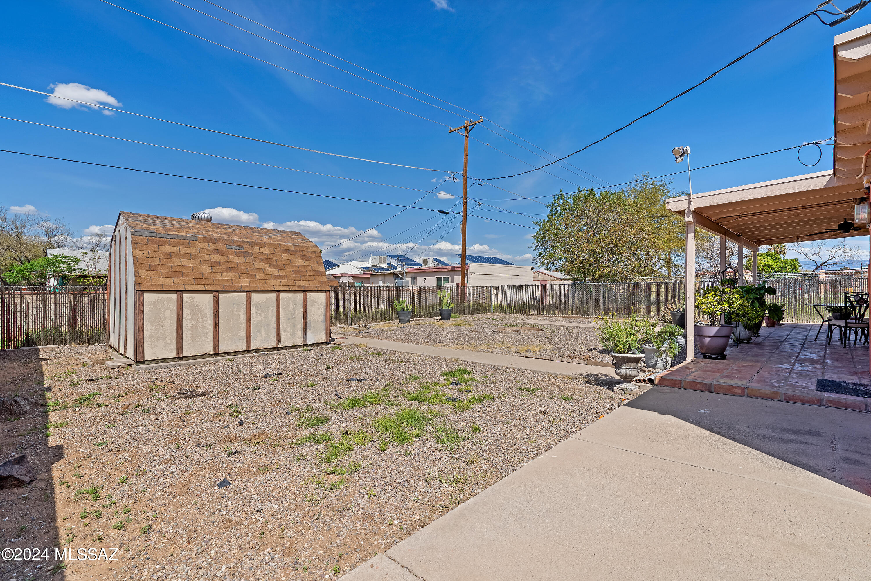 3165 E Silverlake Road