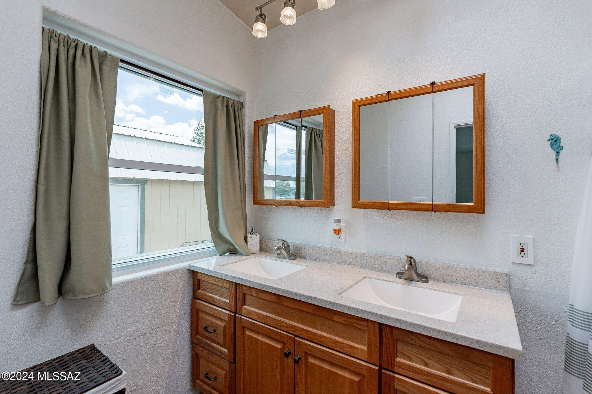 16862 W Spur Bell Lane