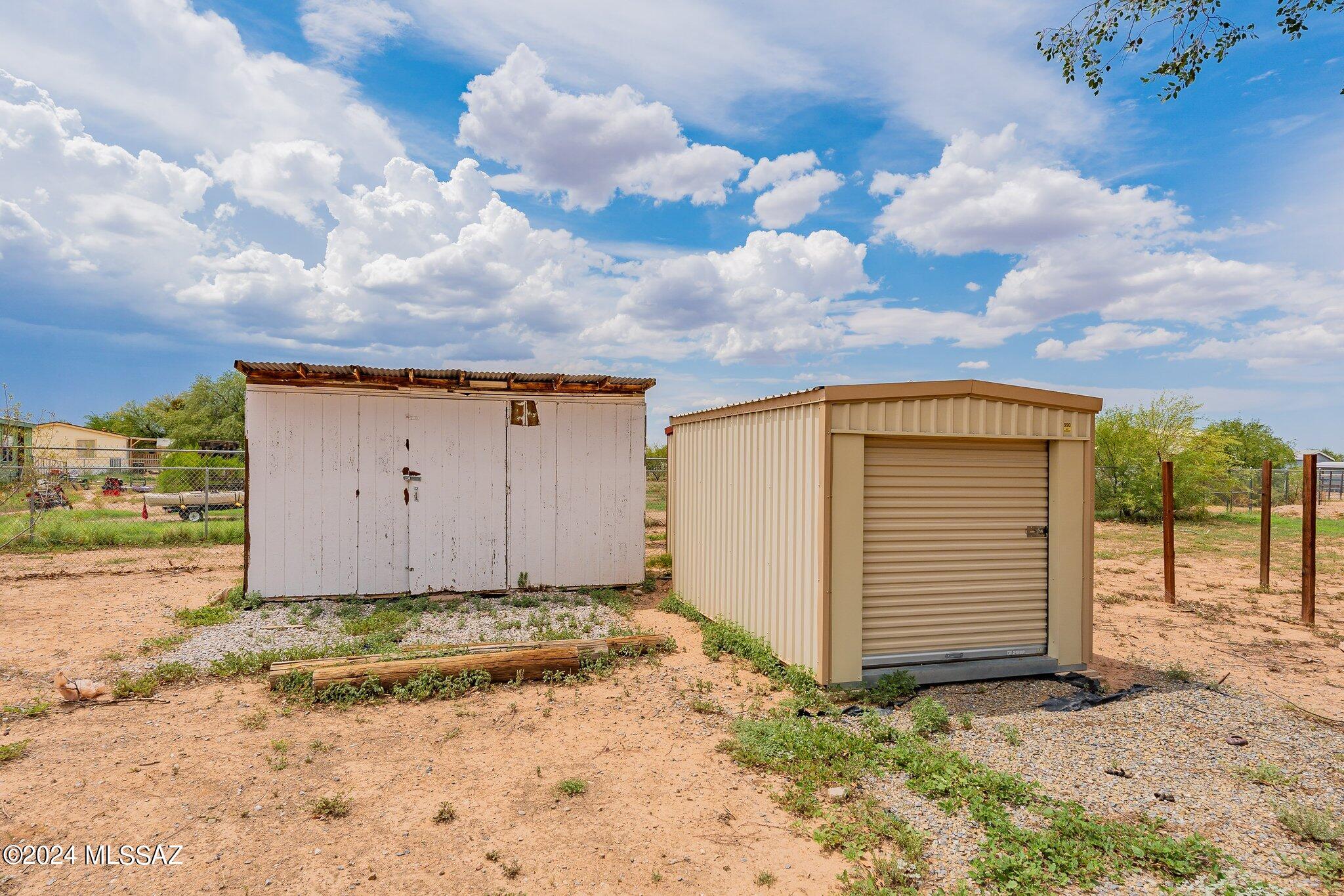16862 W Spur Bell Lane