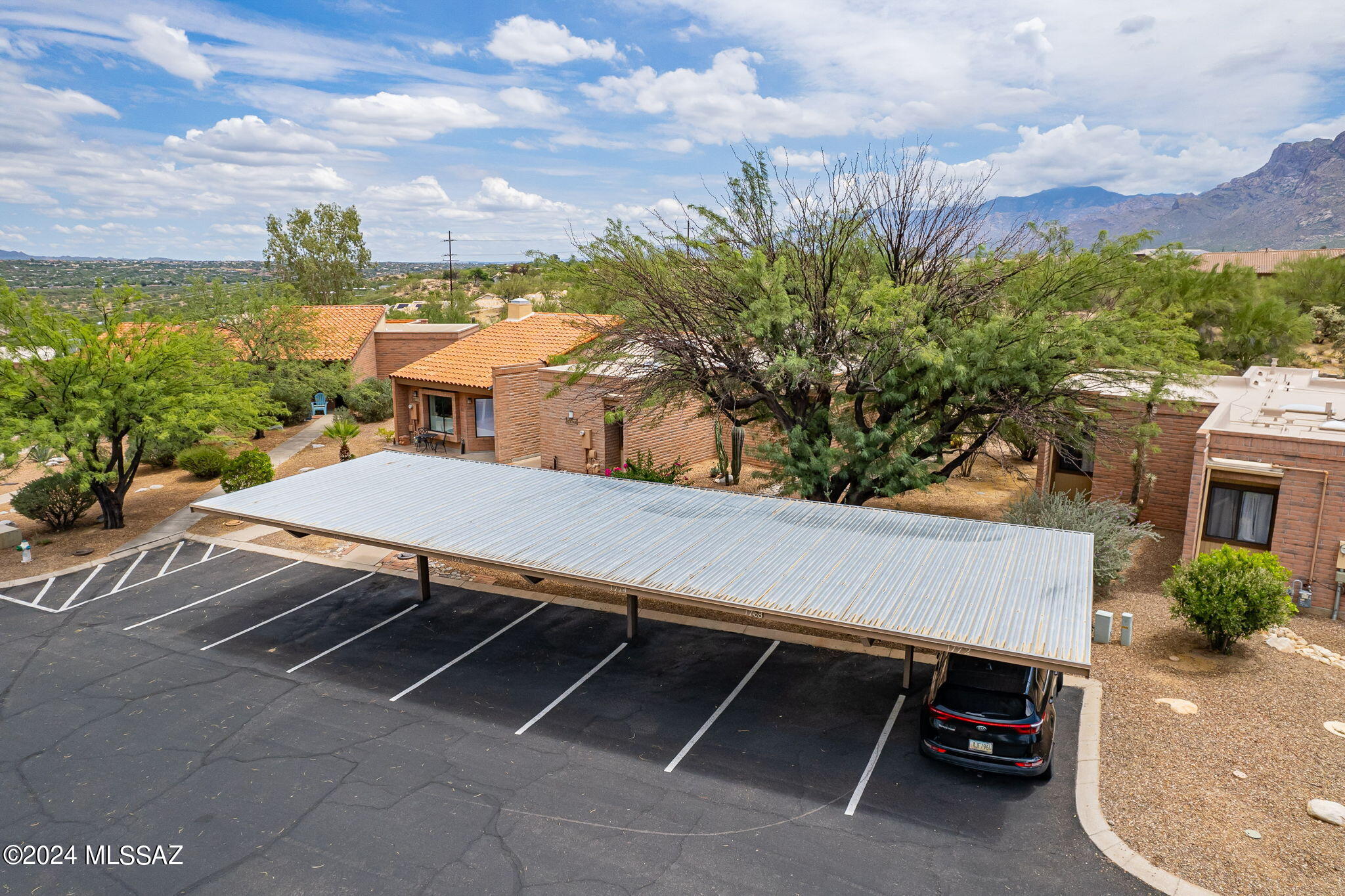 1768 W Dalehaven Circle