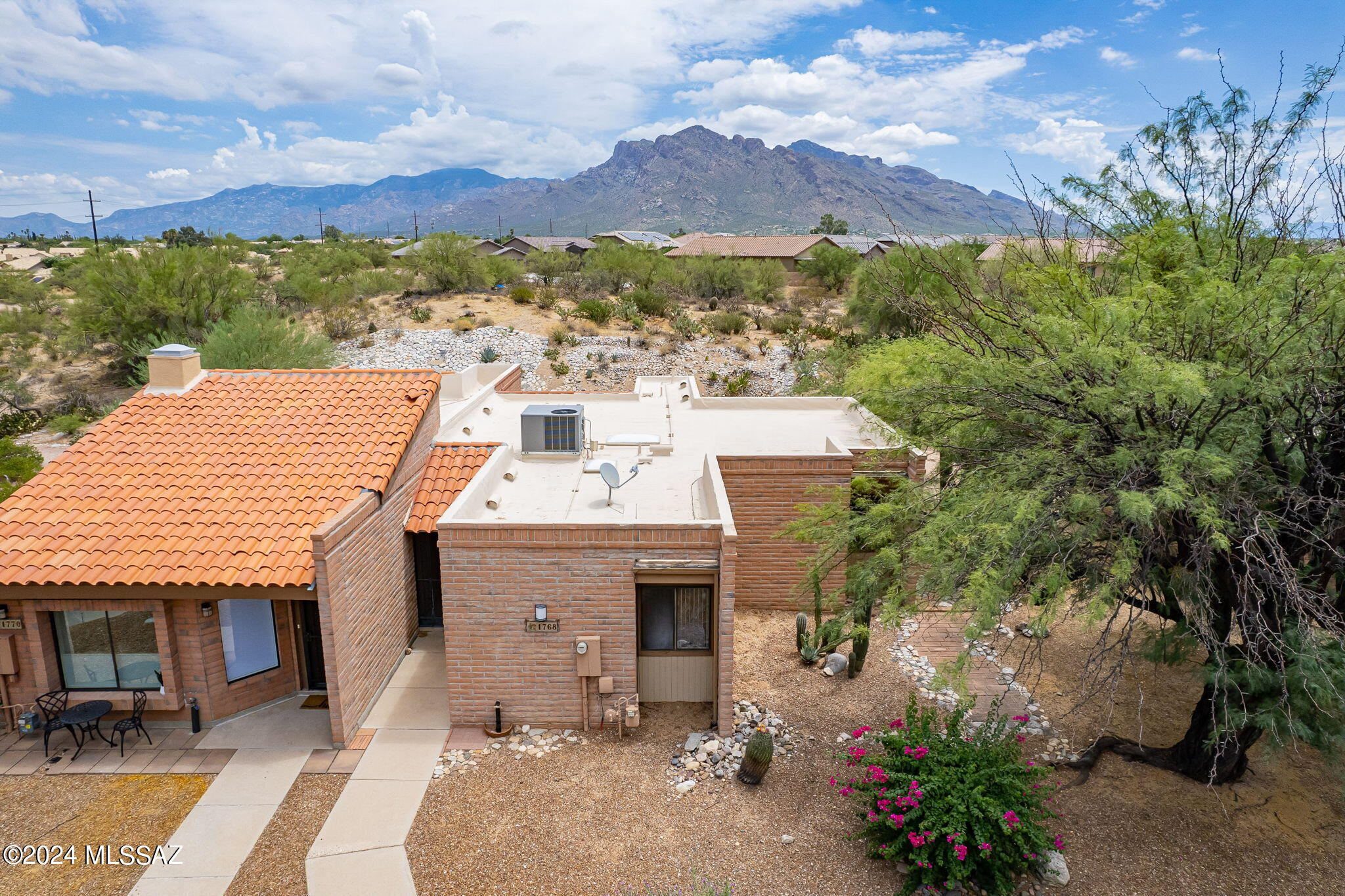 1768 W Dalehaven Circle