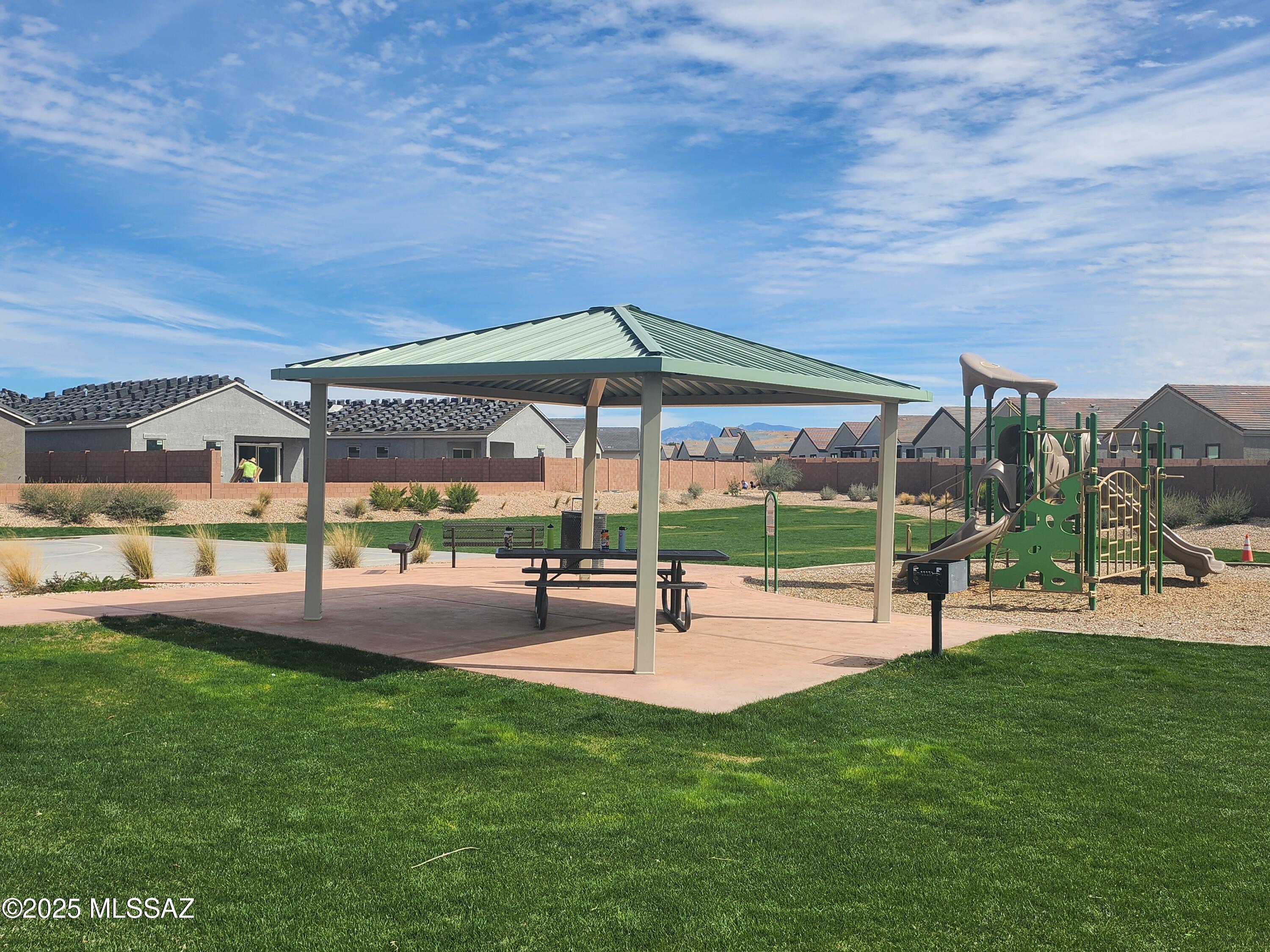 12536 W Barnett Farms Drive