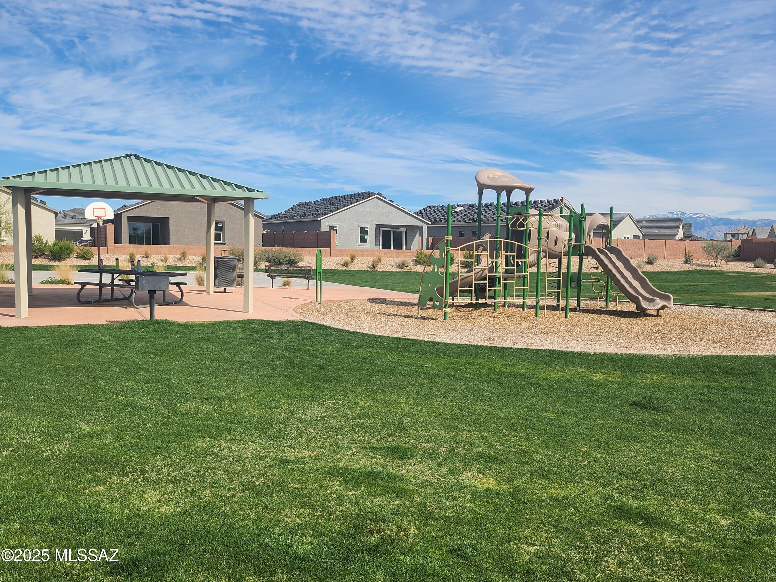 12536 W Barnett Farms Drive
