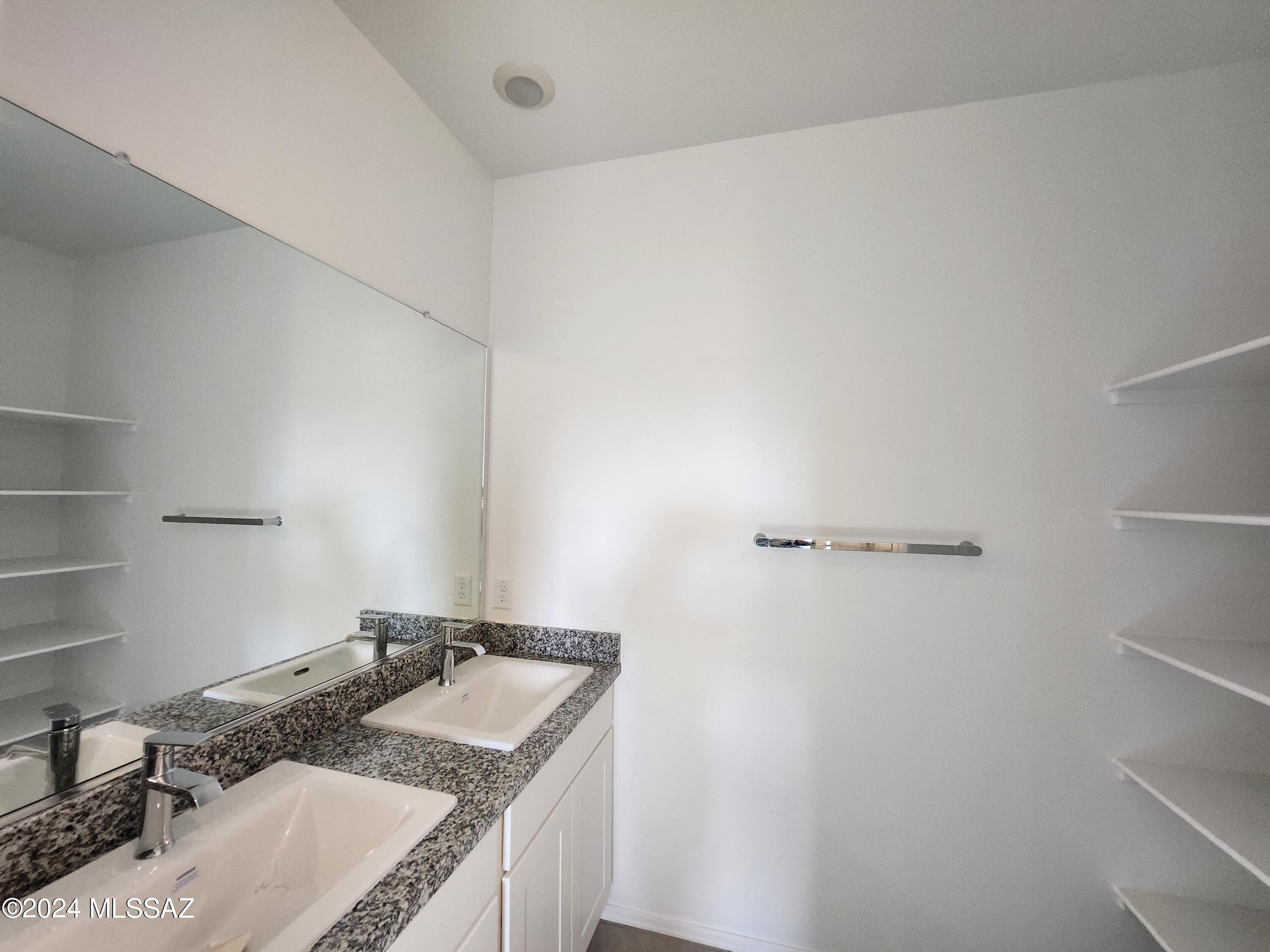 12536 W Barnett Farms Drive