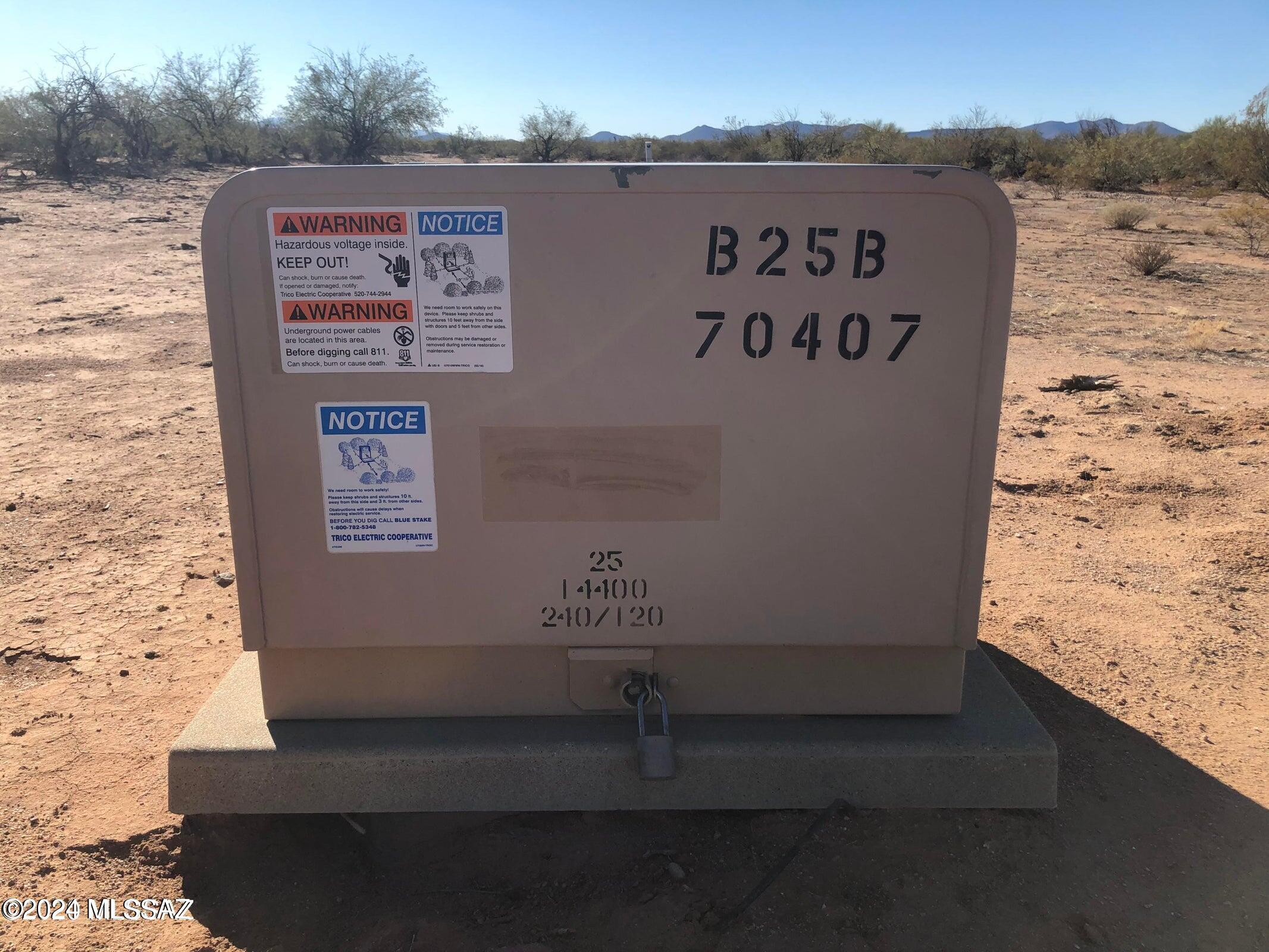 17035 W Saddle Trail 0