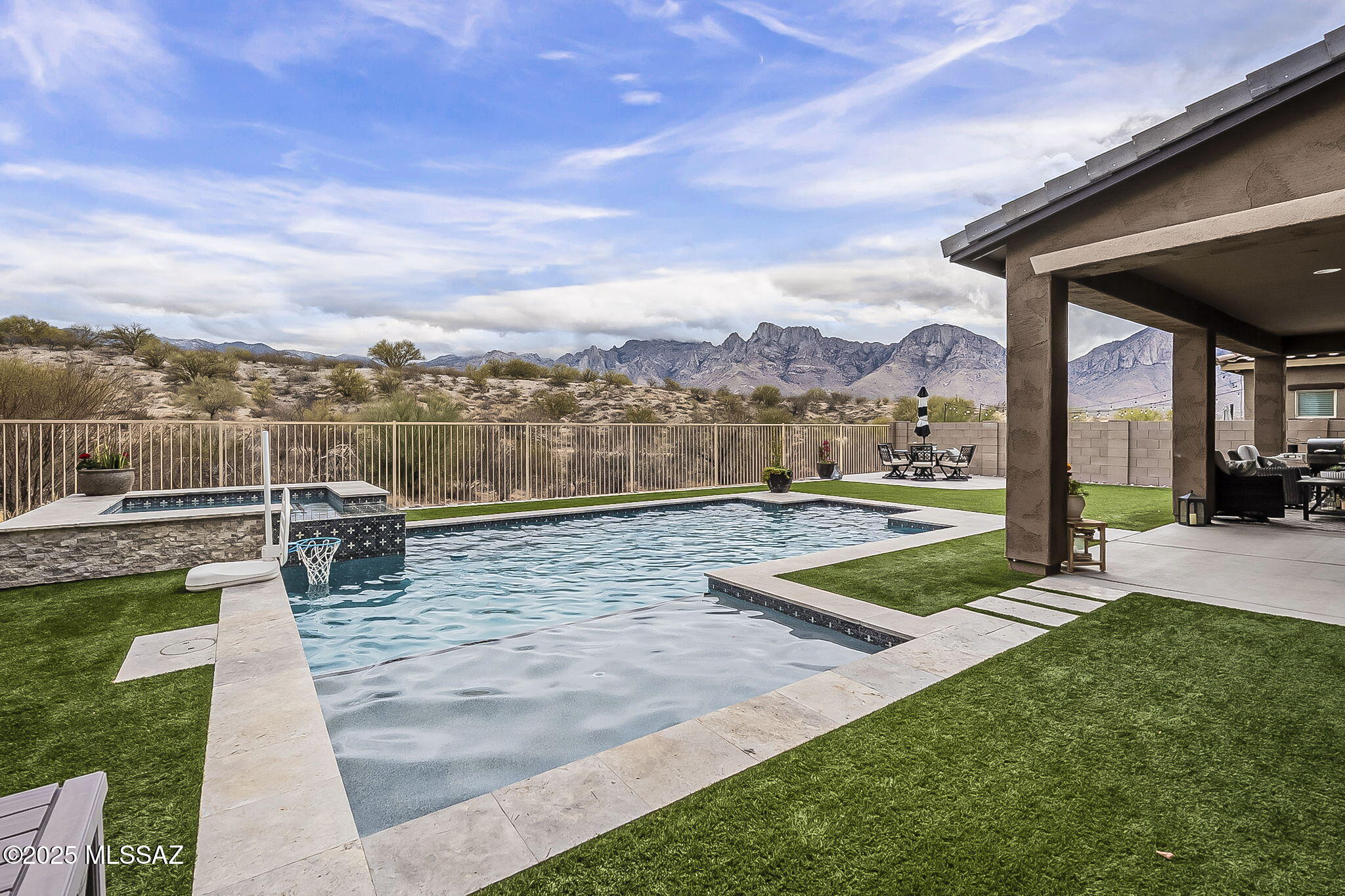 11858 N Silver Village Place