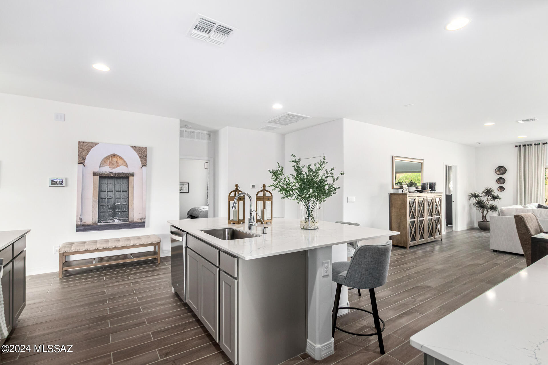 5447 W Summer Vw Drive