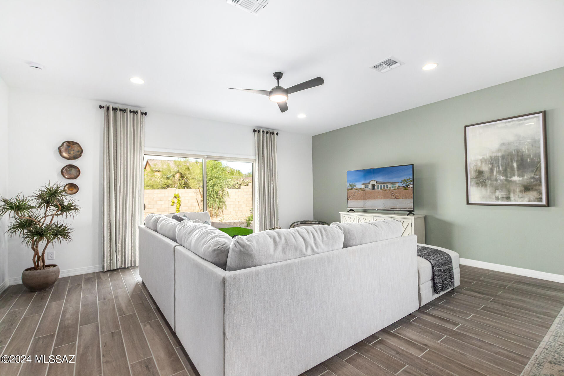 5447 W Summer Vw Drive