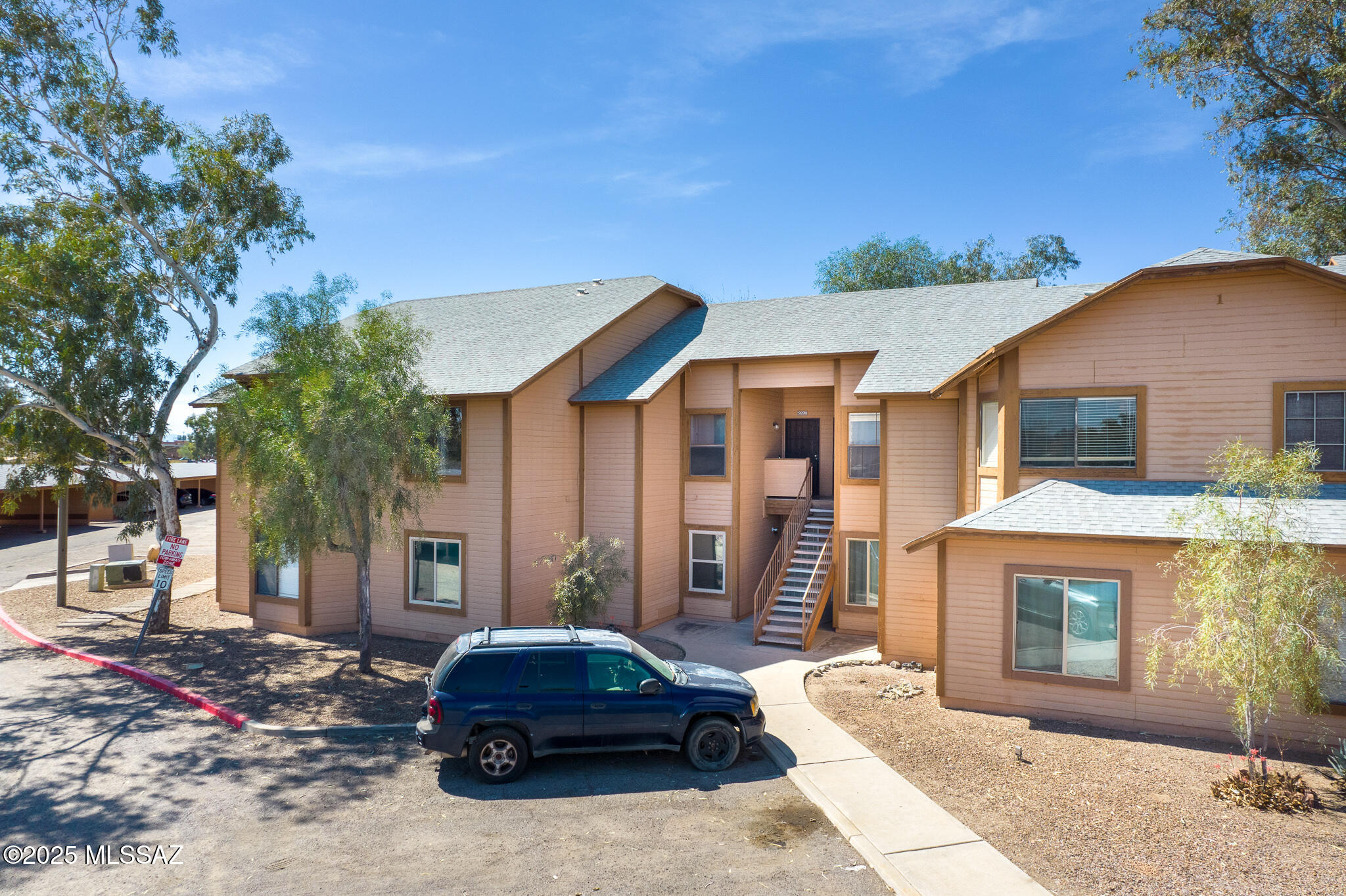 5690 S Wood Crest Drive