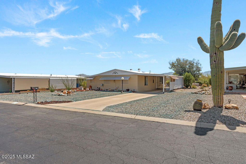 135 W Pinon Drive