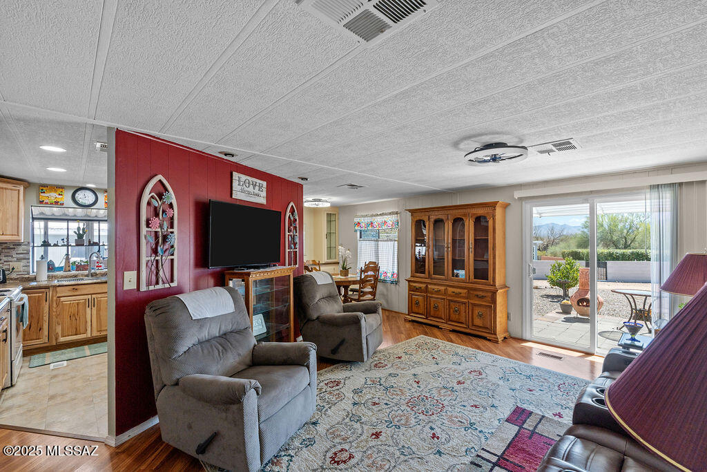 135 W Pinon Drive