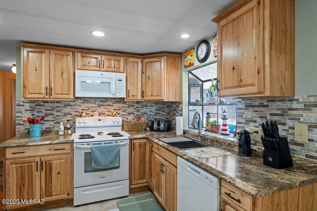 135 W Pinon Drive