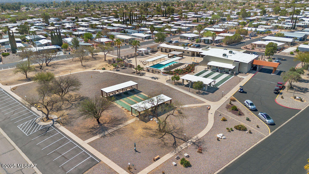 135 W Pinon Drive