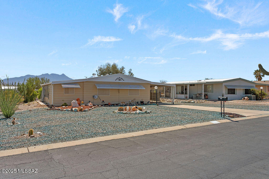 135 W Pinon Drive