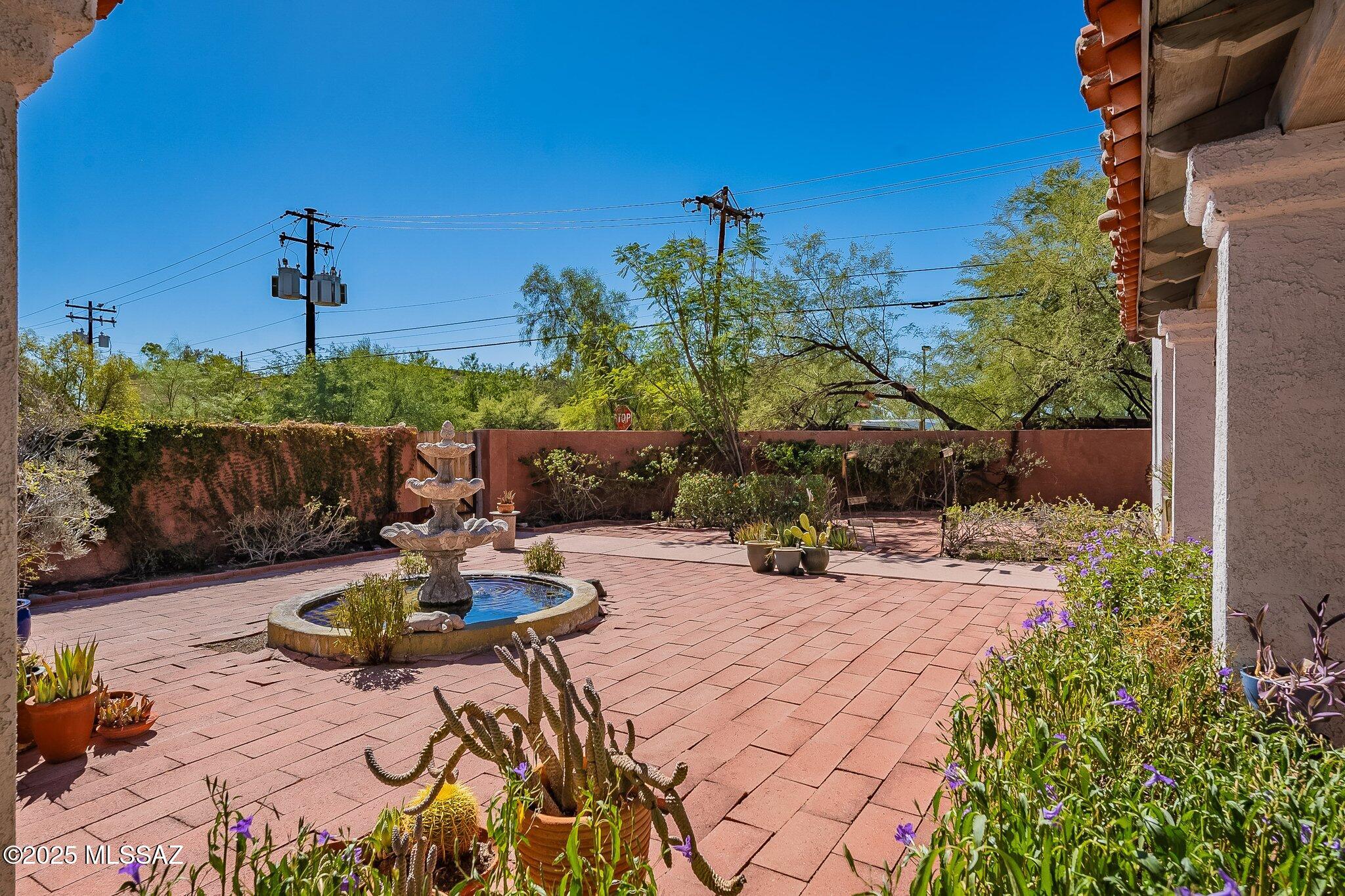 3801 E Calle Altar