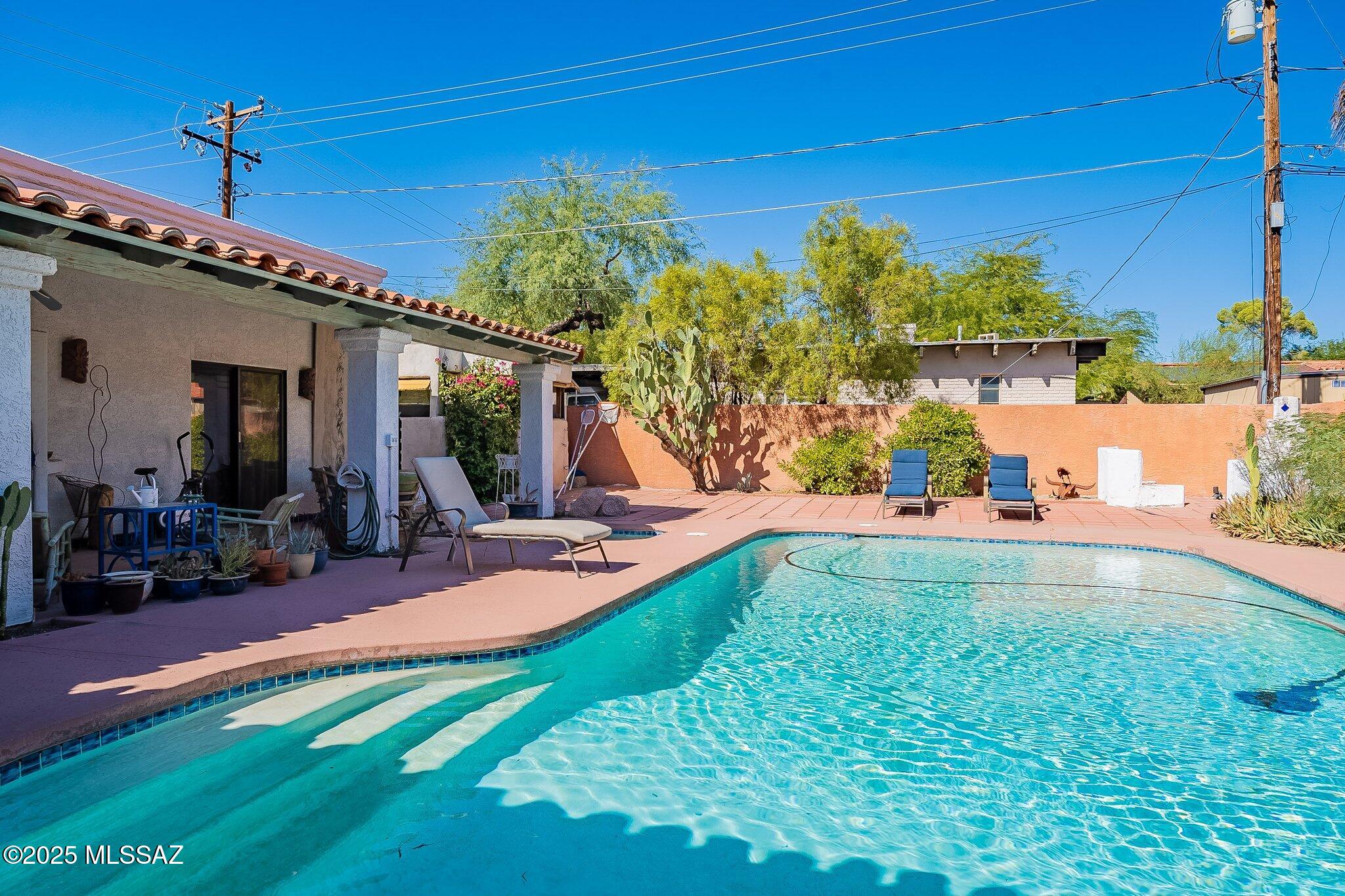 3801 E Calle Altar