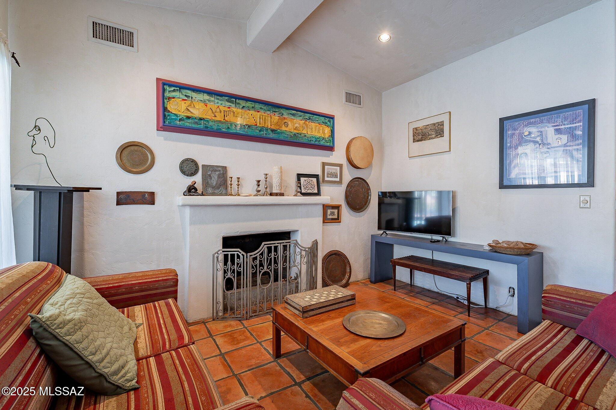3801 E Calle Altar