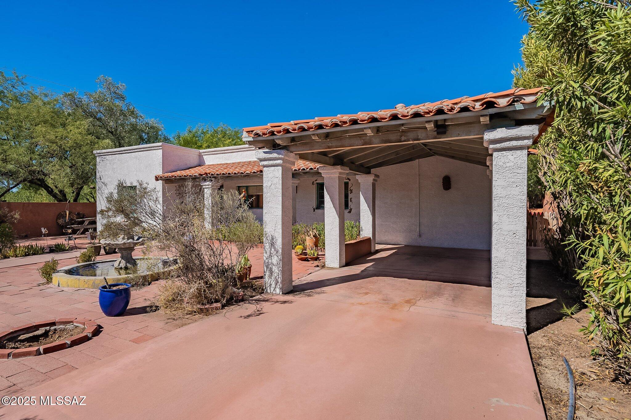 3801 E Calle Altar