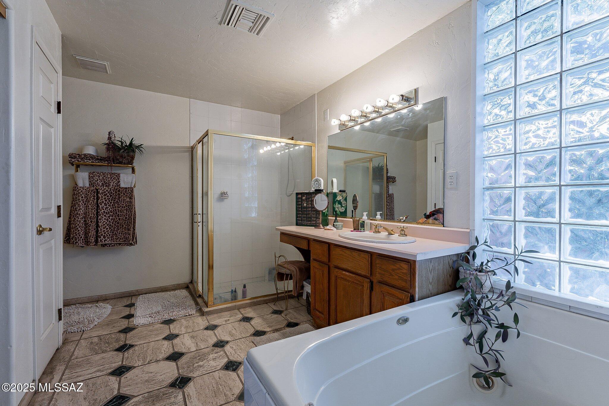 3801 E Calle Altar