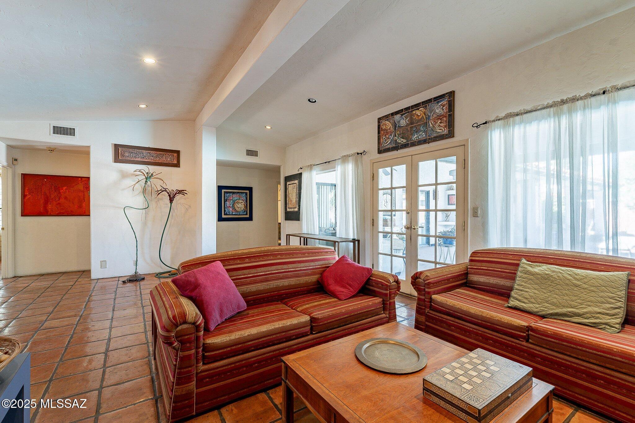 3801 E Calle Altar