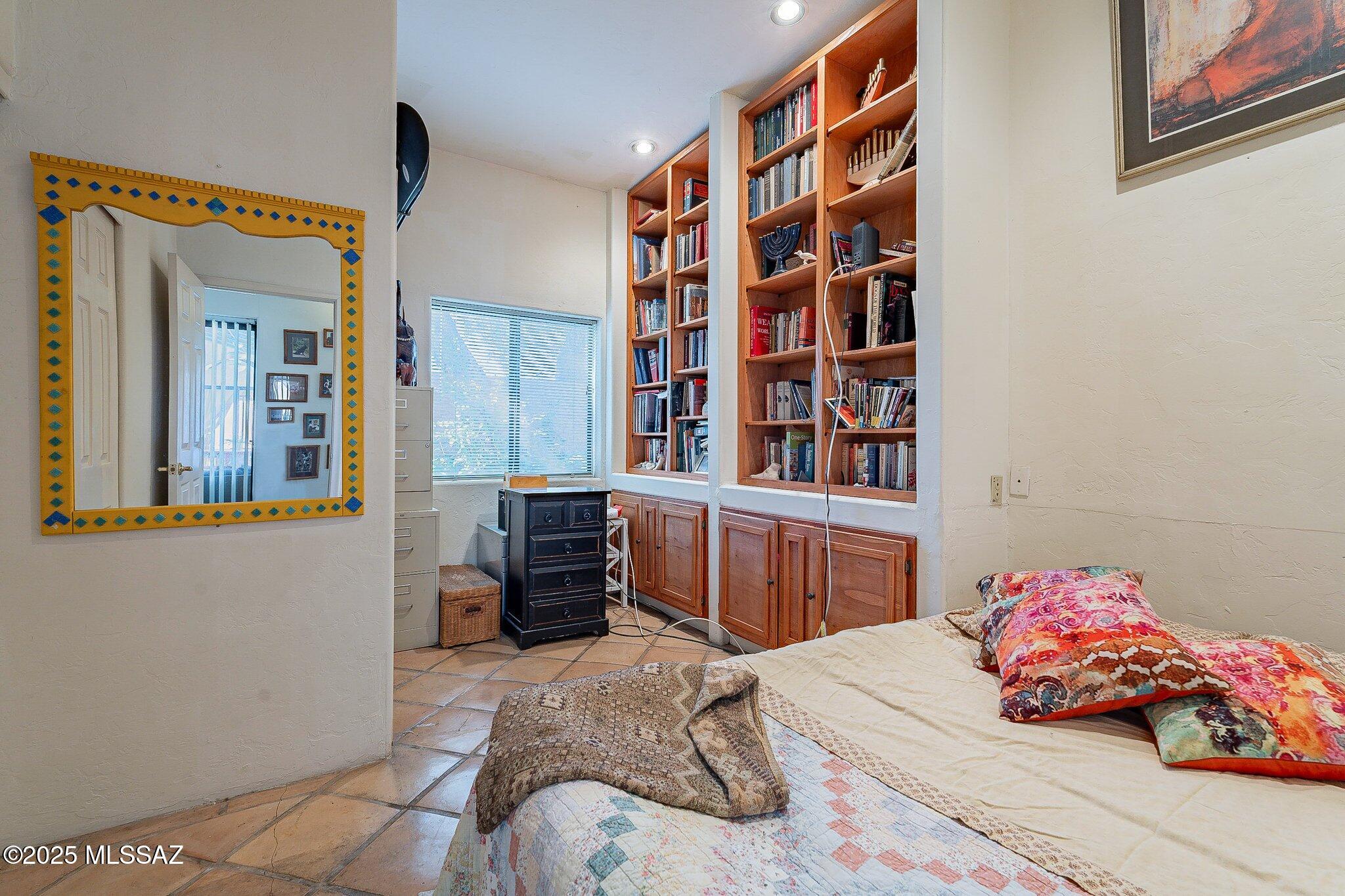 3801 E Calle Altar