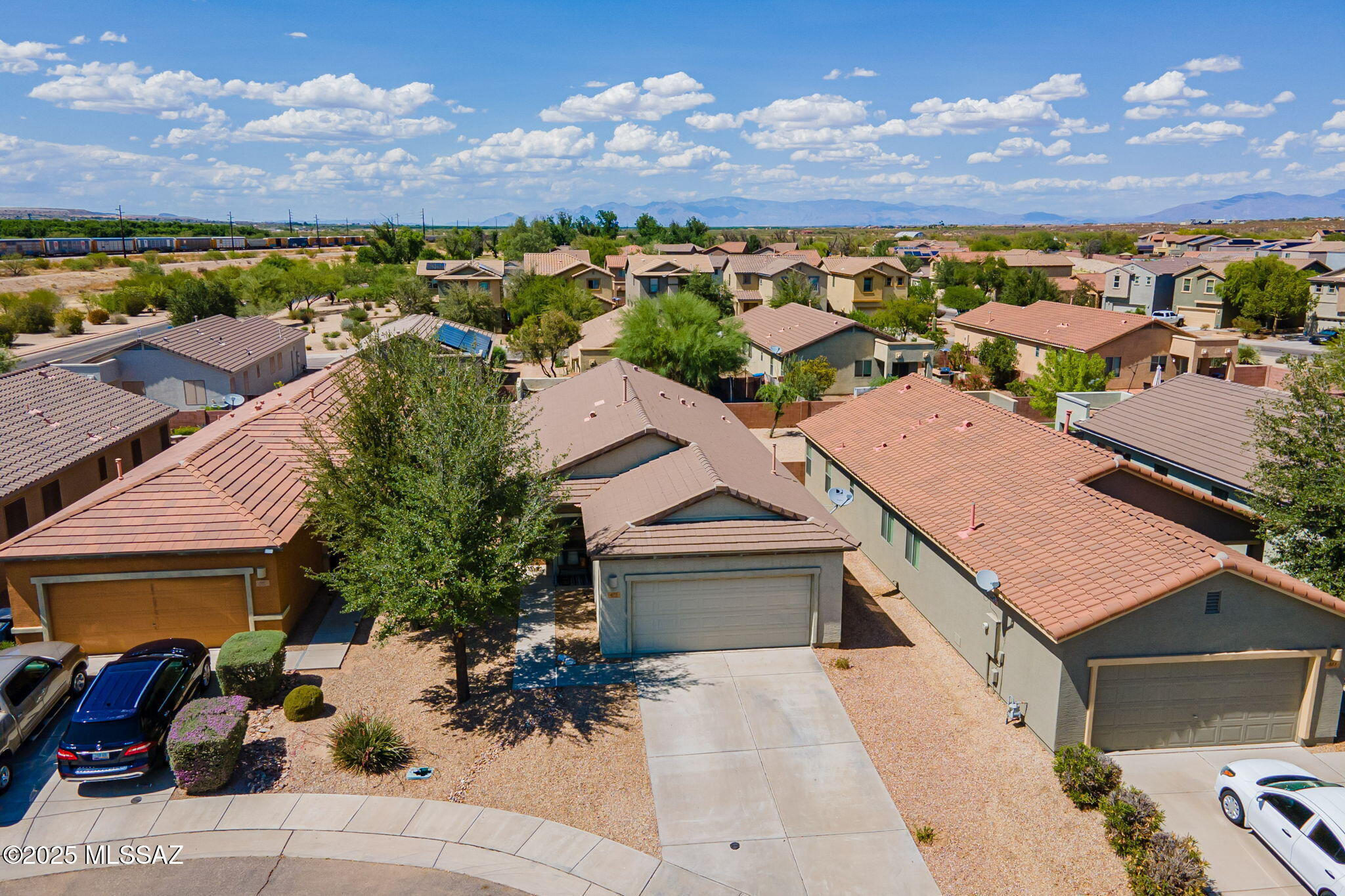 875 E Catkins Place