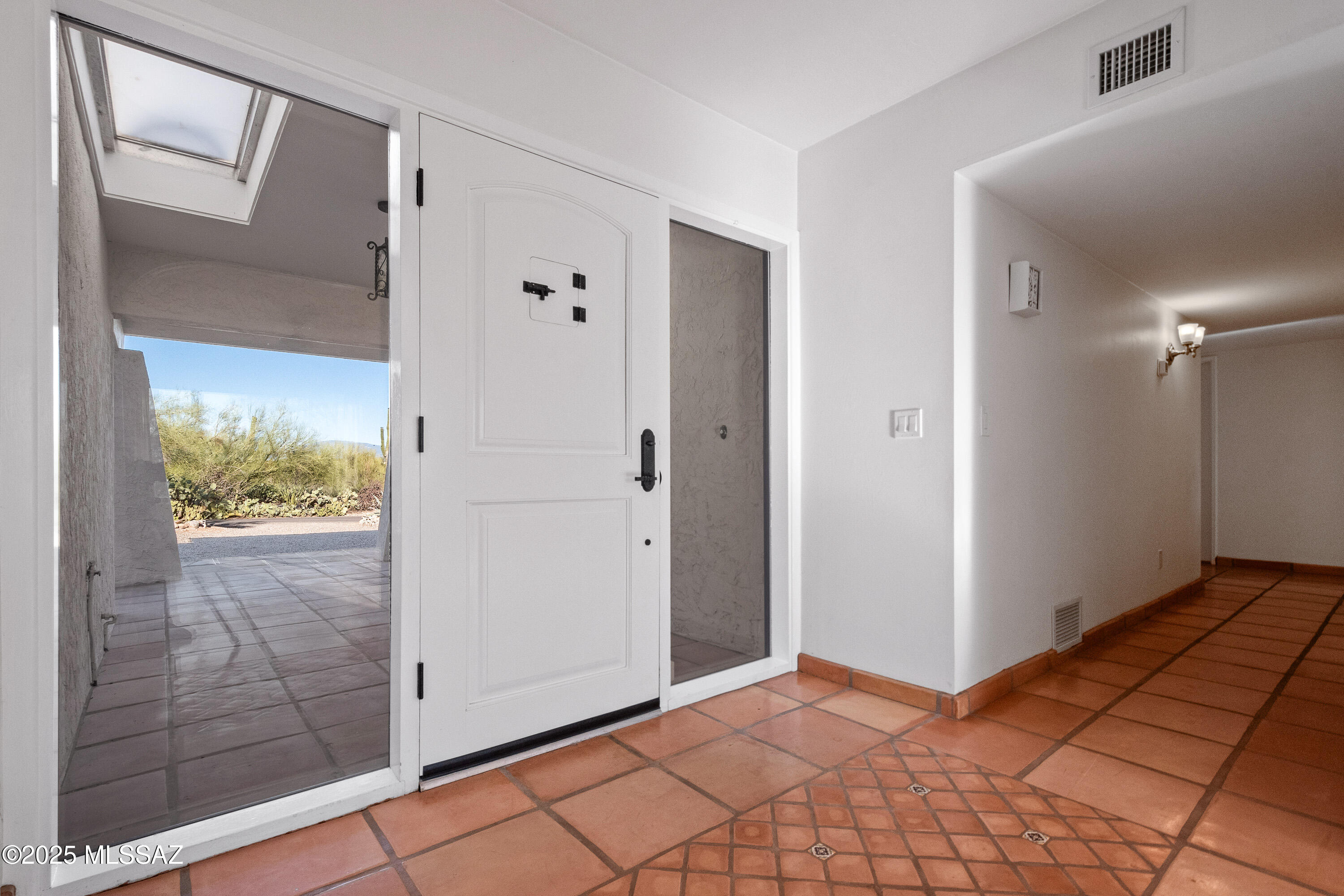 5015 N Via Condesa