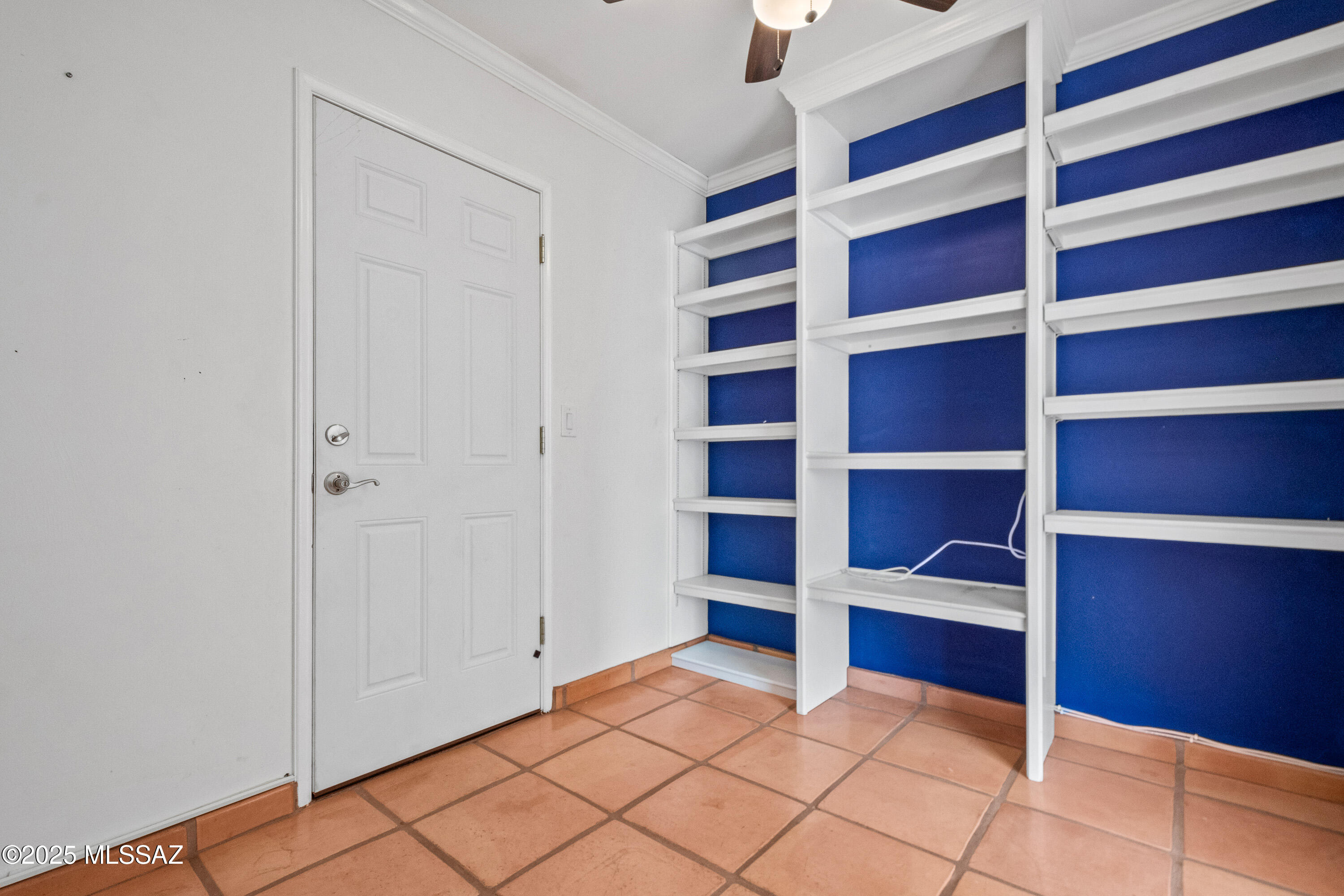 5015 N Via Condesa
