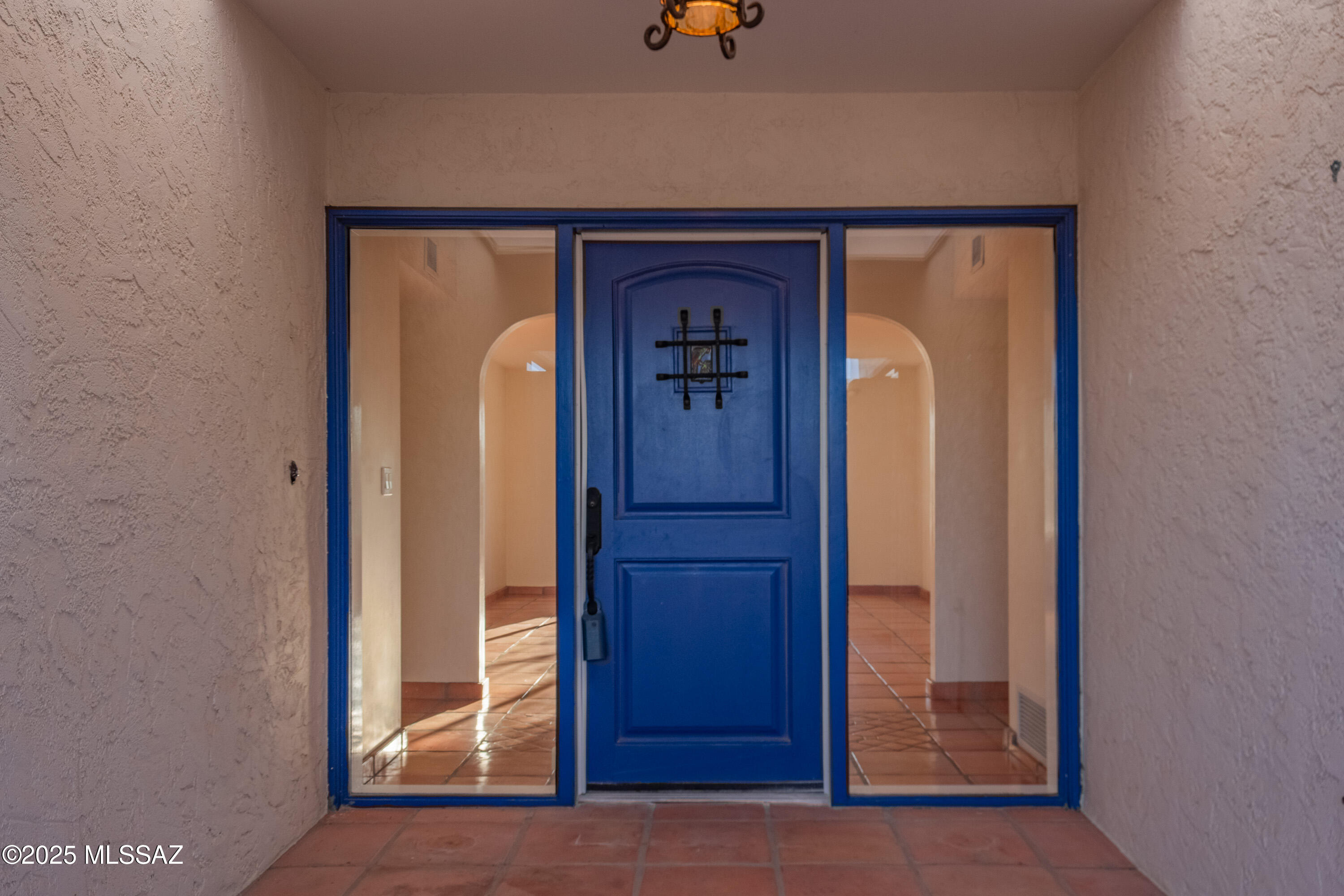 5015 N Via Condesa