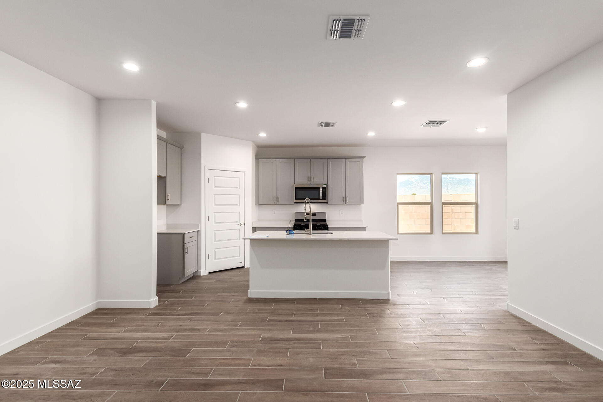 8717 W Orange Jubilee Drive