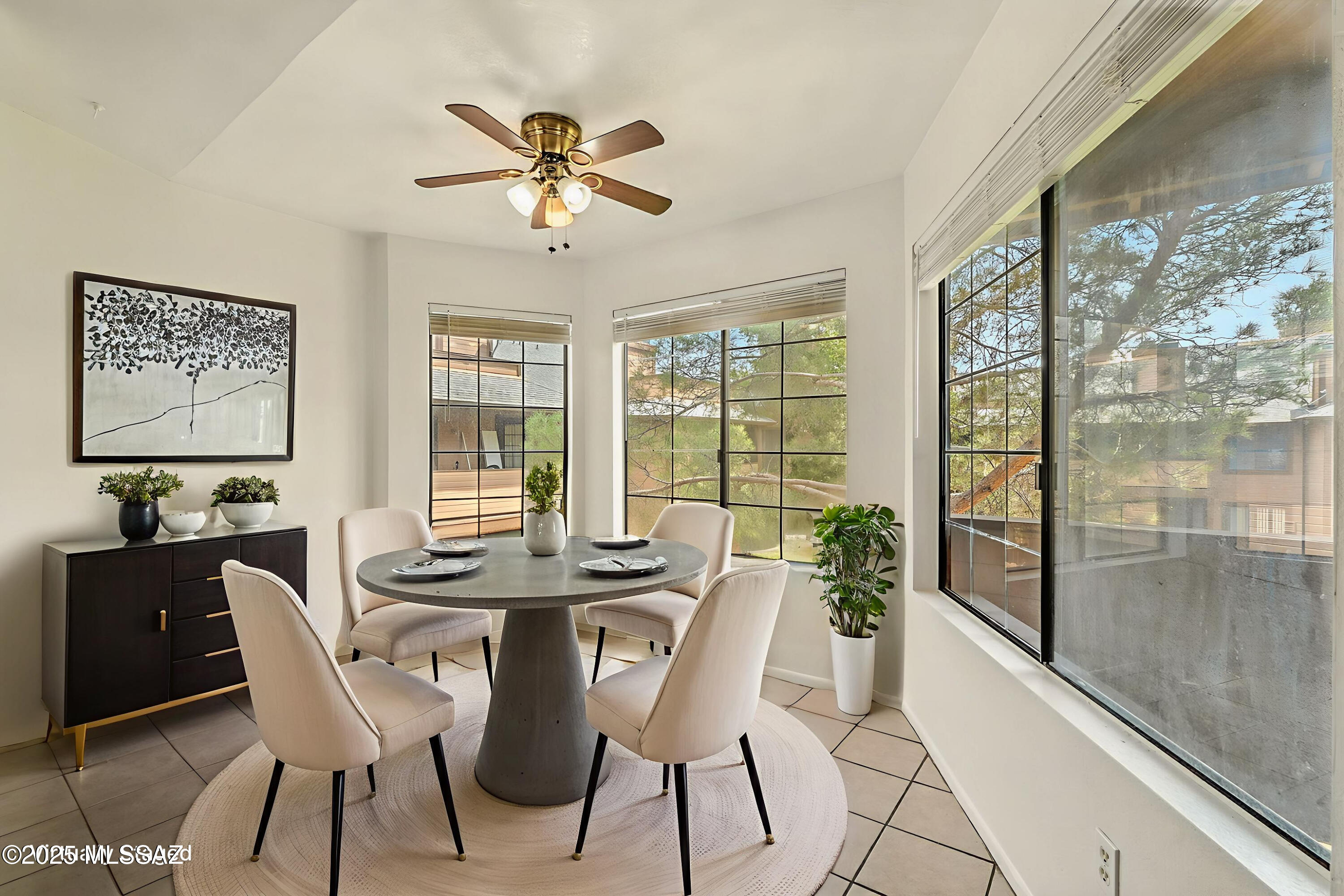 1686 W Wood Bridge Court