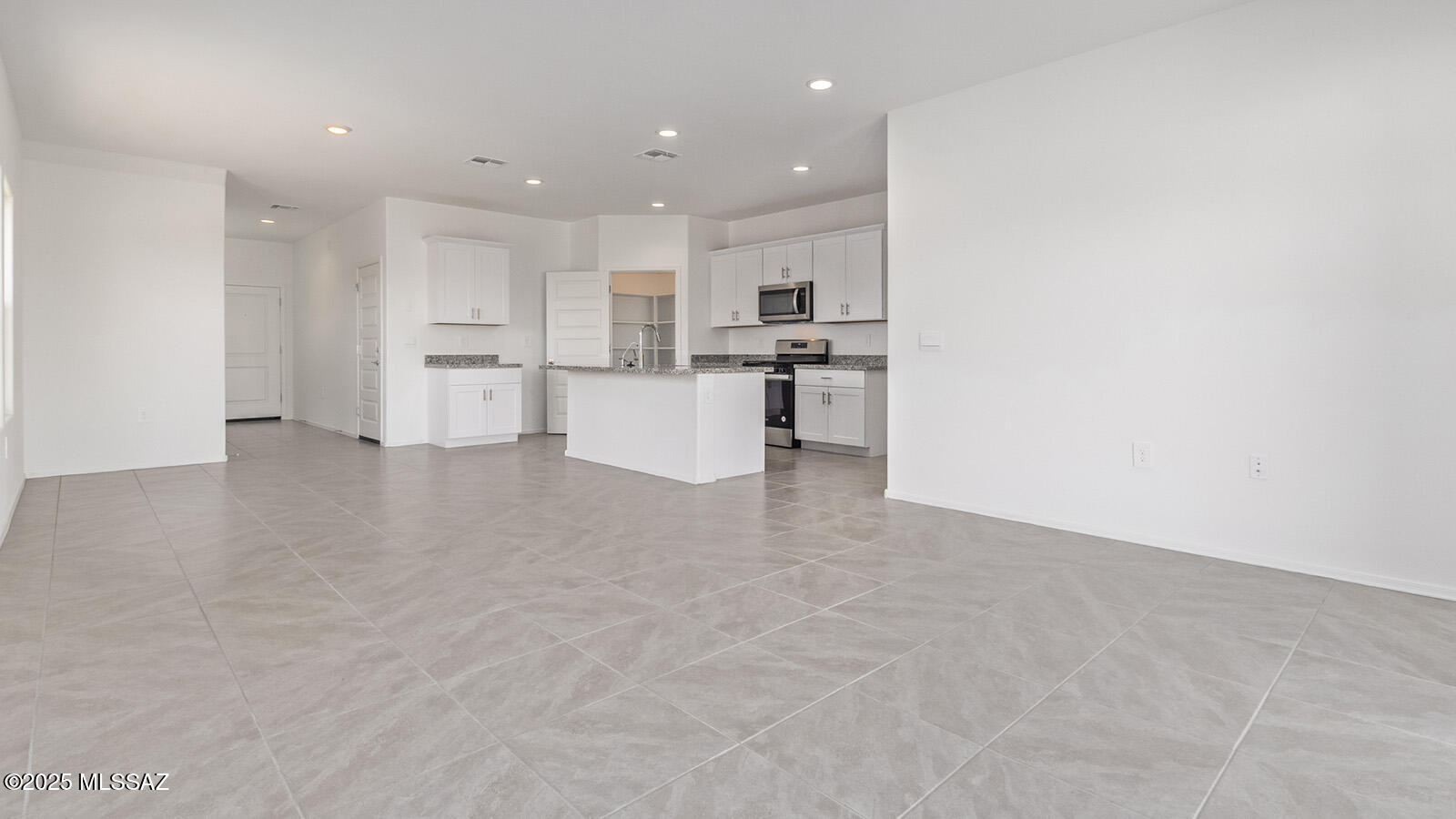 6092 E Black Caviar Place