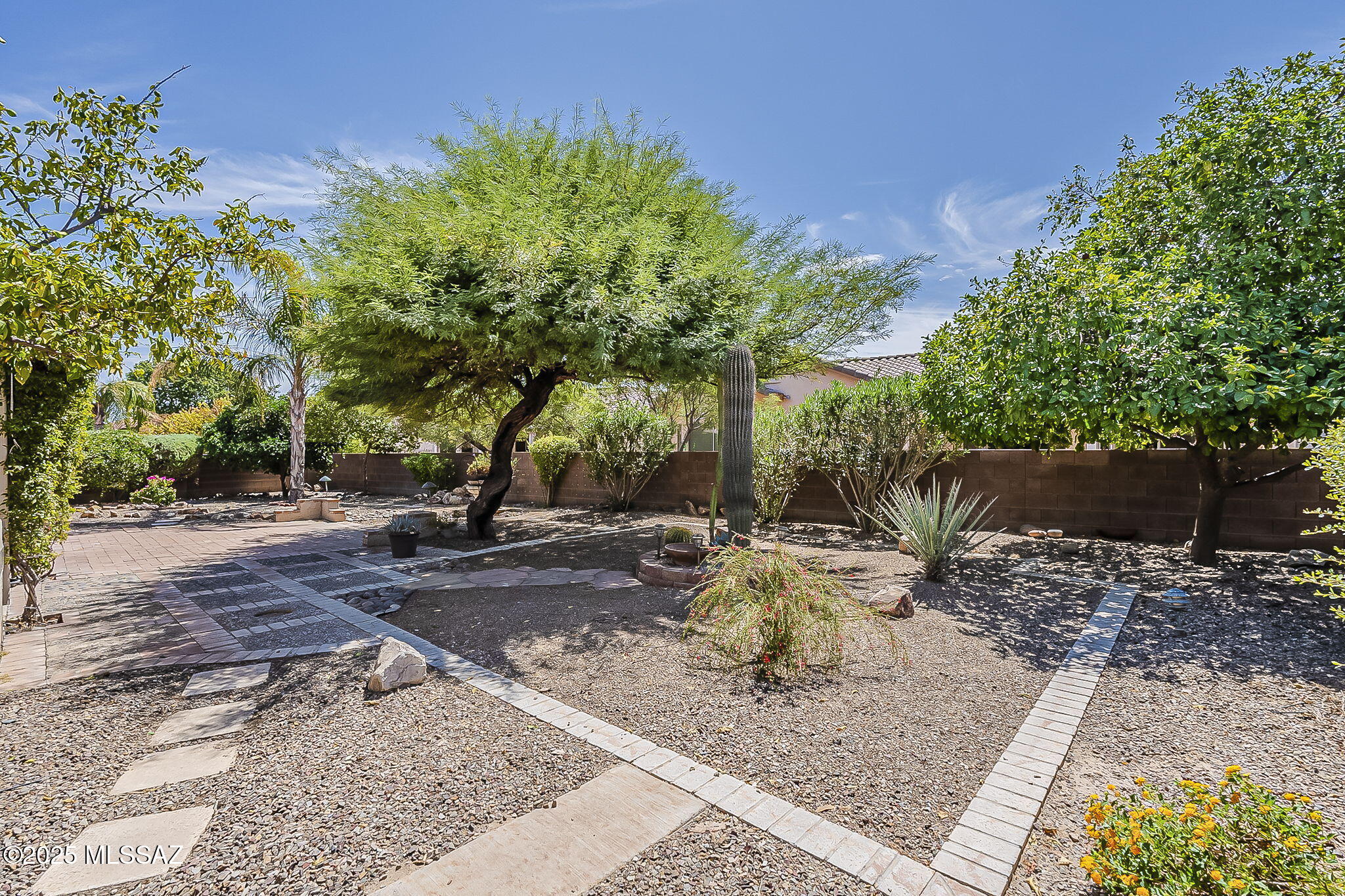 7676 W Madrigal Drive