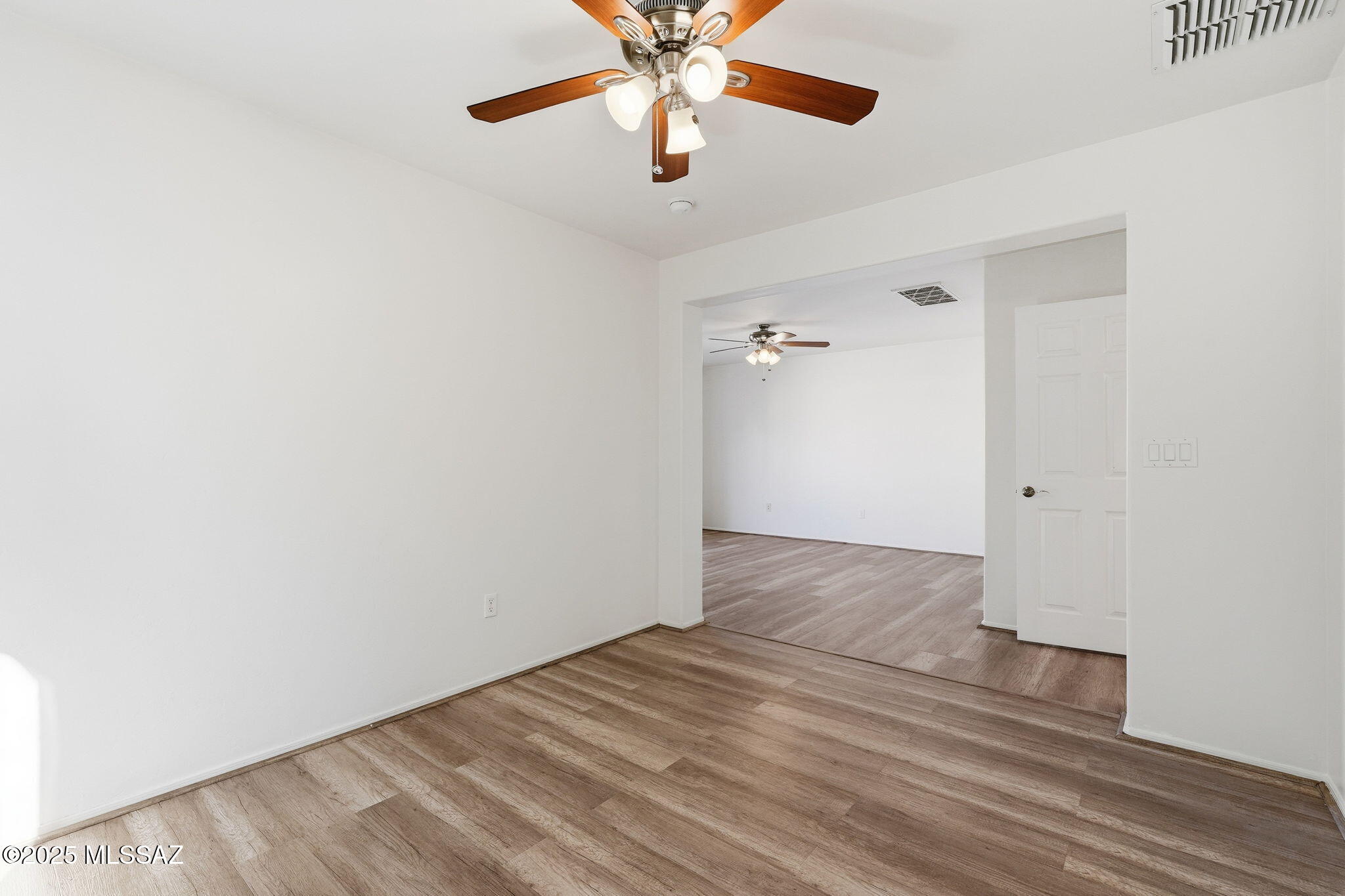 512 W Camino Tunera